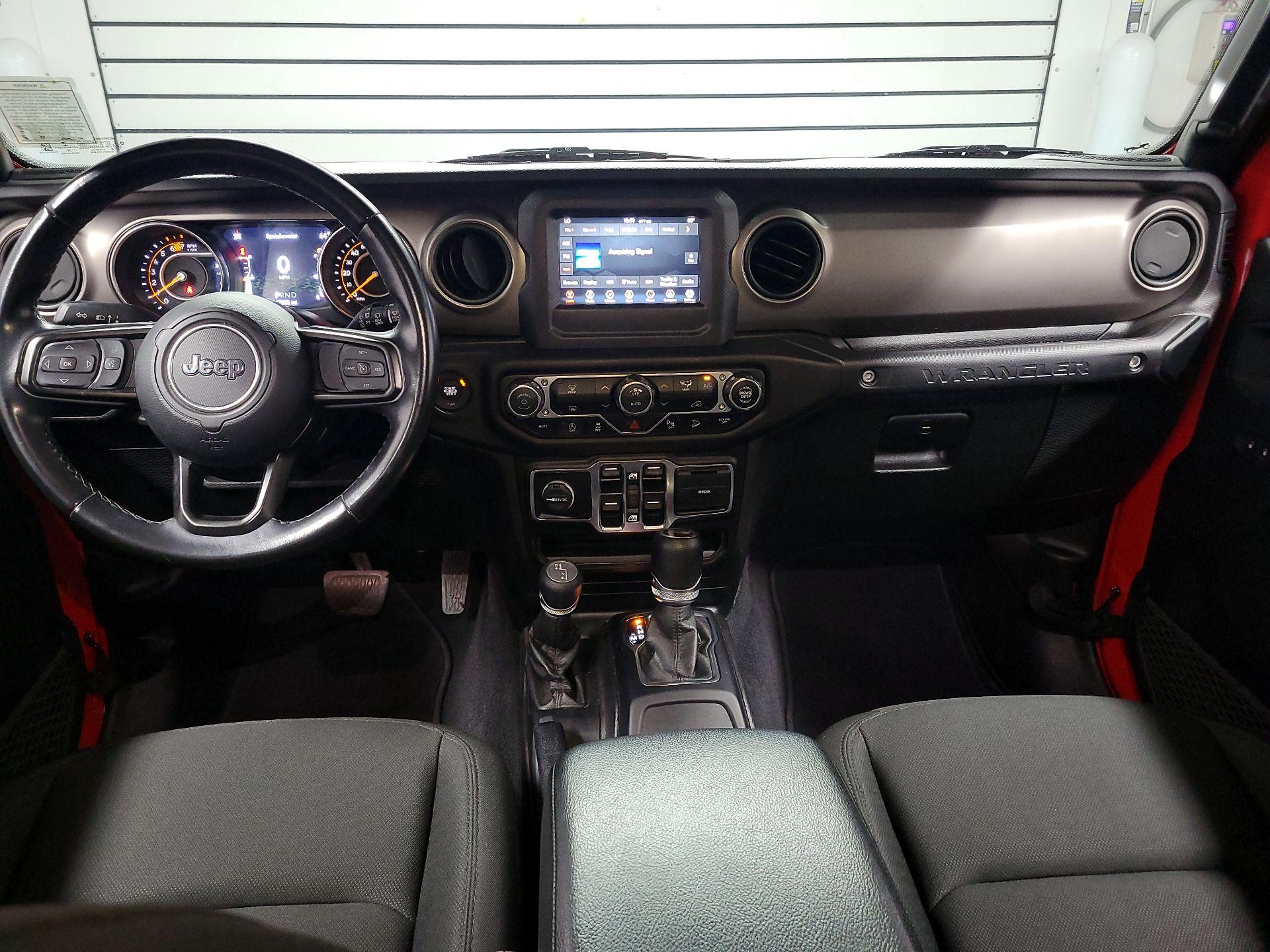 Thumbnail: 2020 Jeep Wrangler - 9