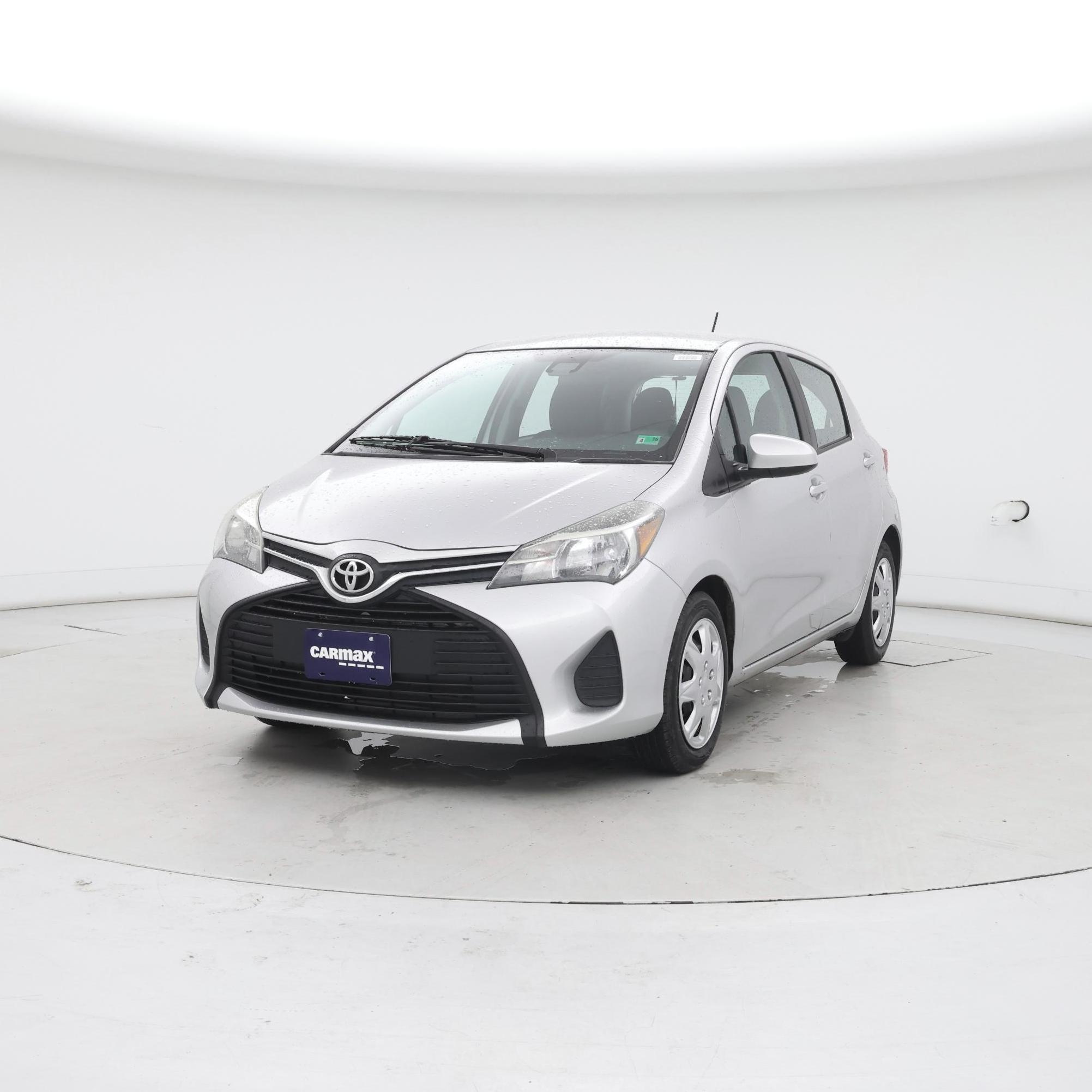 Thumbnail: 2017 Toyota Yaris - 4