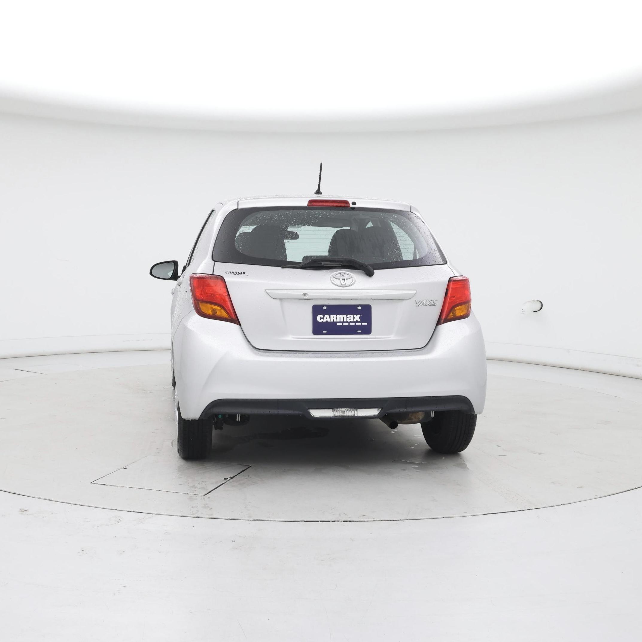 Thumbnail: 2017 Toyota Yaris - 6
