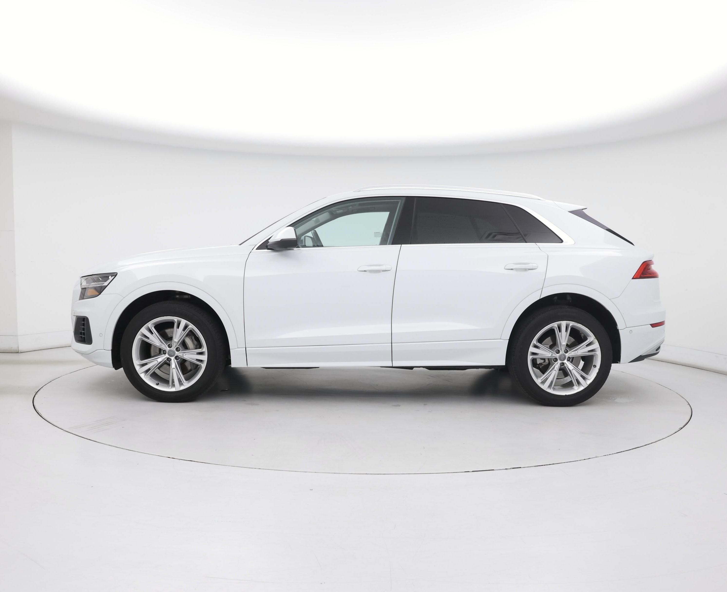 Thumbnail: 2019 Audi Q8 - 3