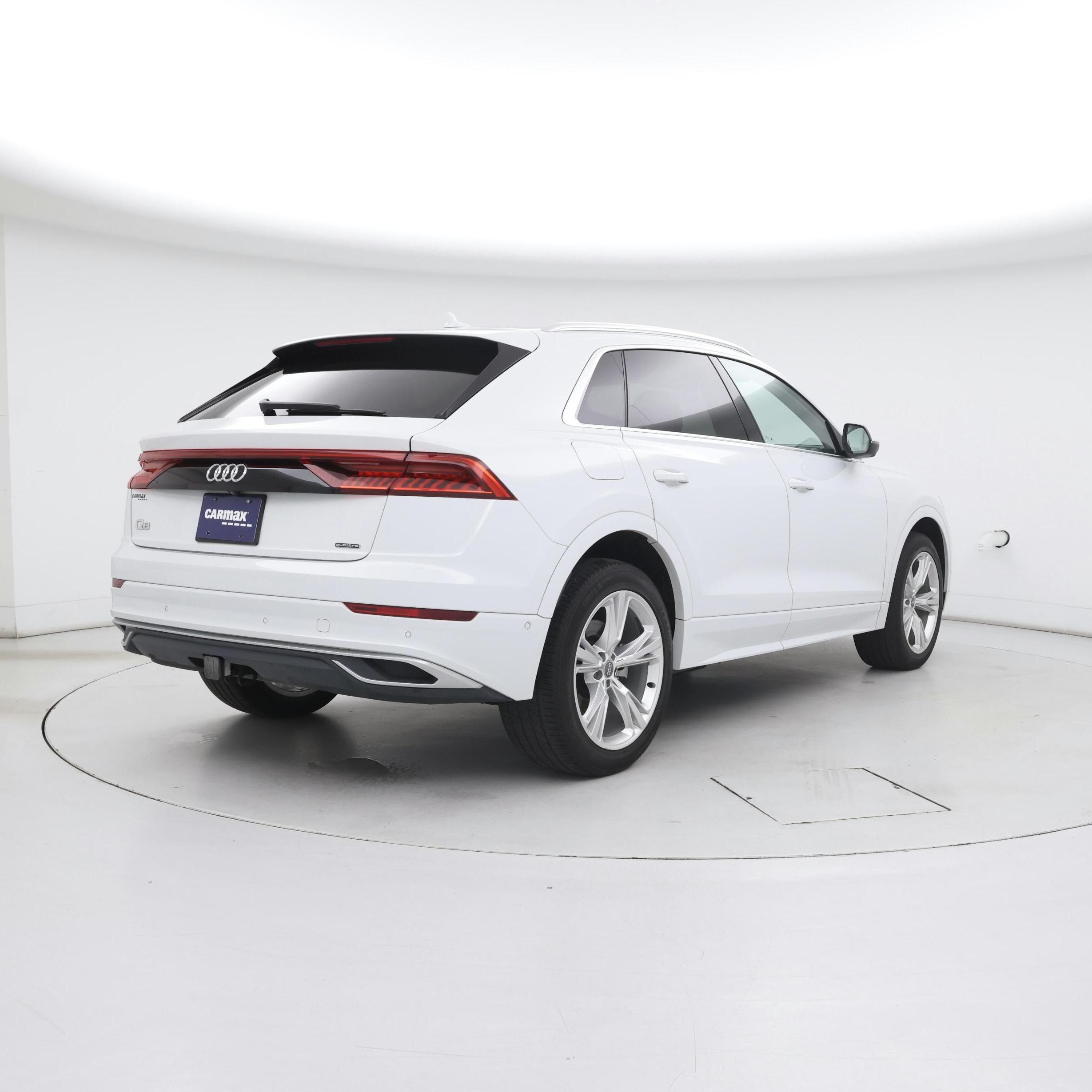 Thumbnail: 2019 Audi Q8 - 8