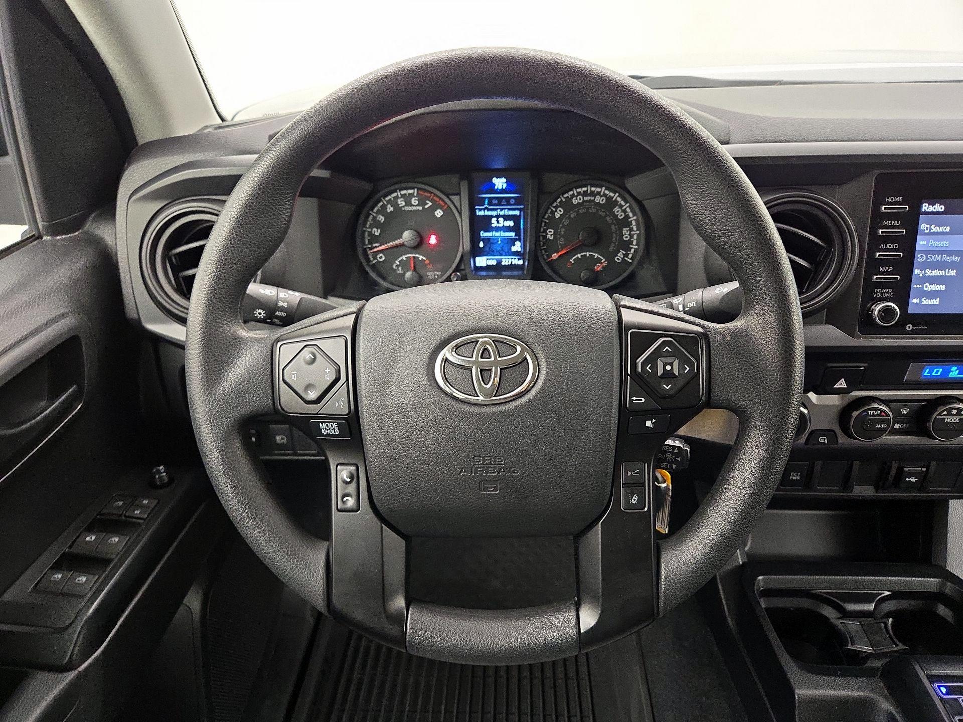 Thumbnail: 2022 Toyota Tacoma - 10