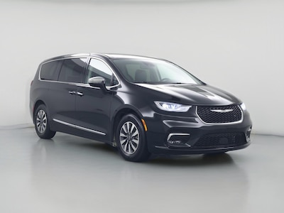 2023 Chrysler Pacifica Hybrid Limited -
                Cincinnati, OH