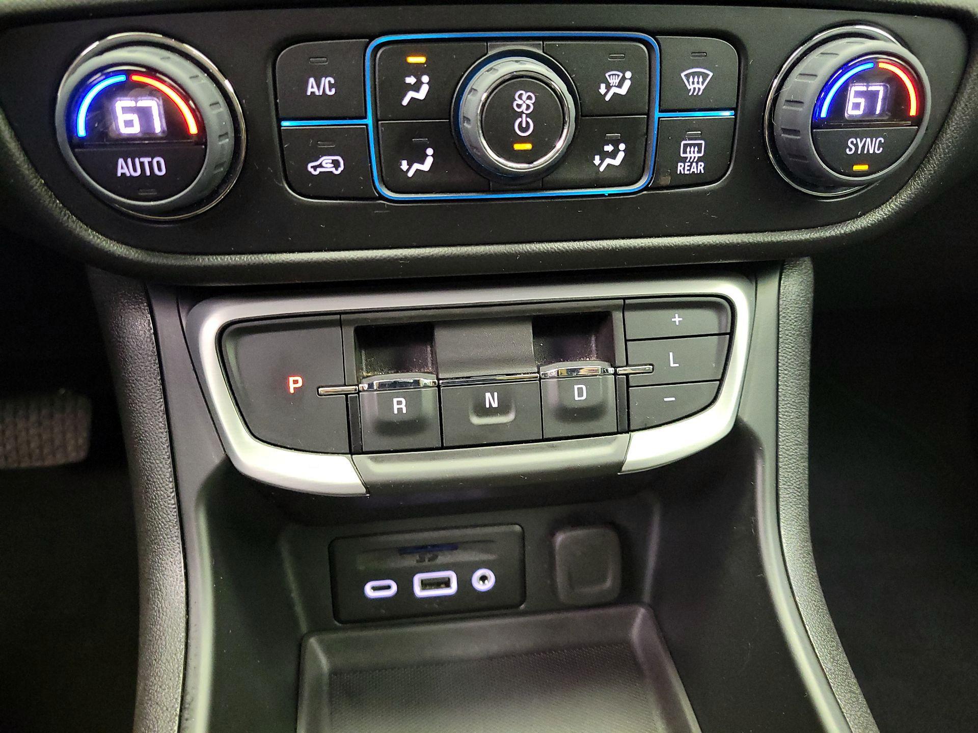 Thumbnail: 2023 GMC Terrain - 16