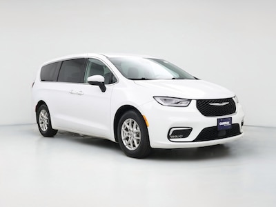 2023 Chrysler Pacifica Touring L -
                Raleigh, NC