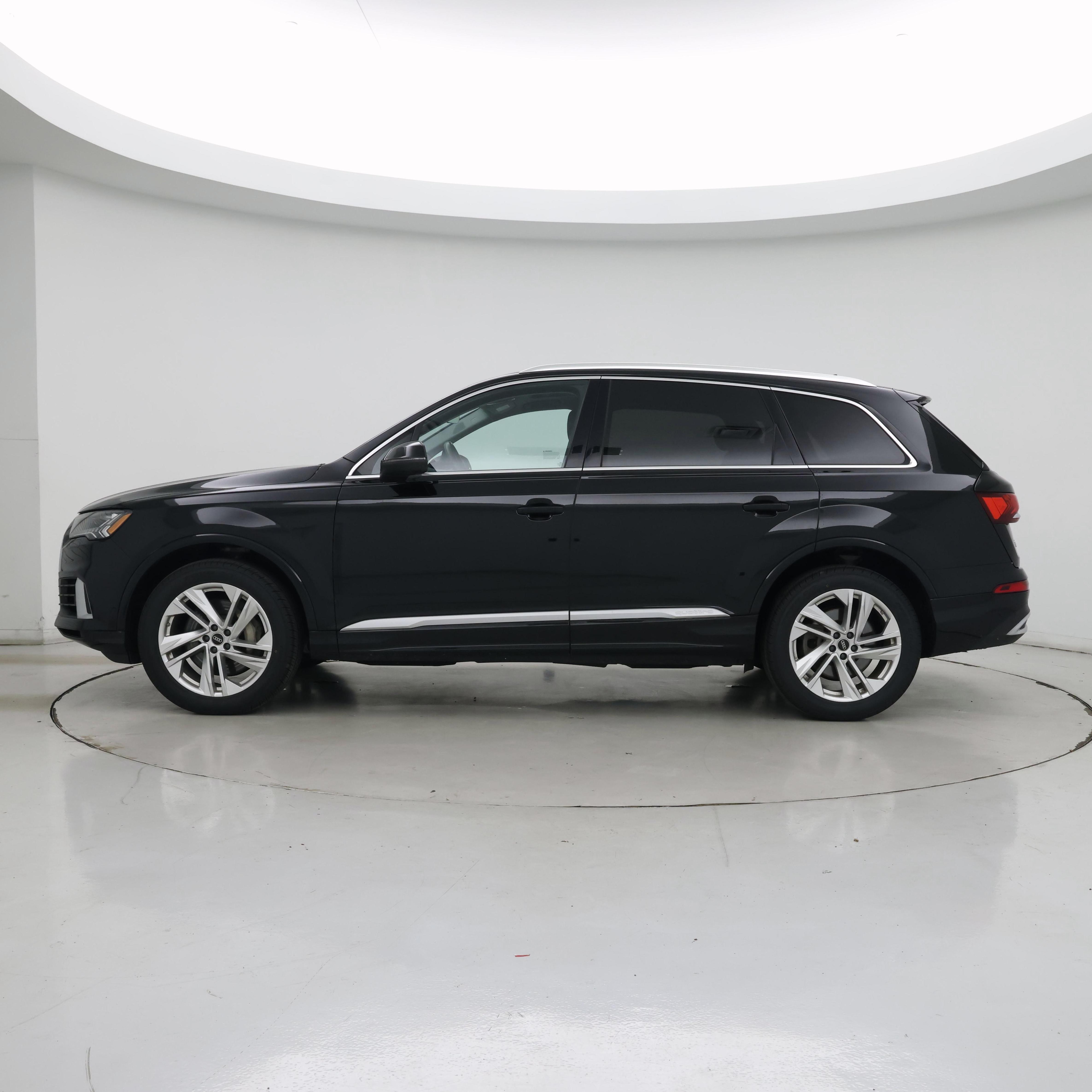 Thumbnail: 2023 Audi Q7 - 3