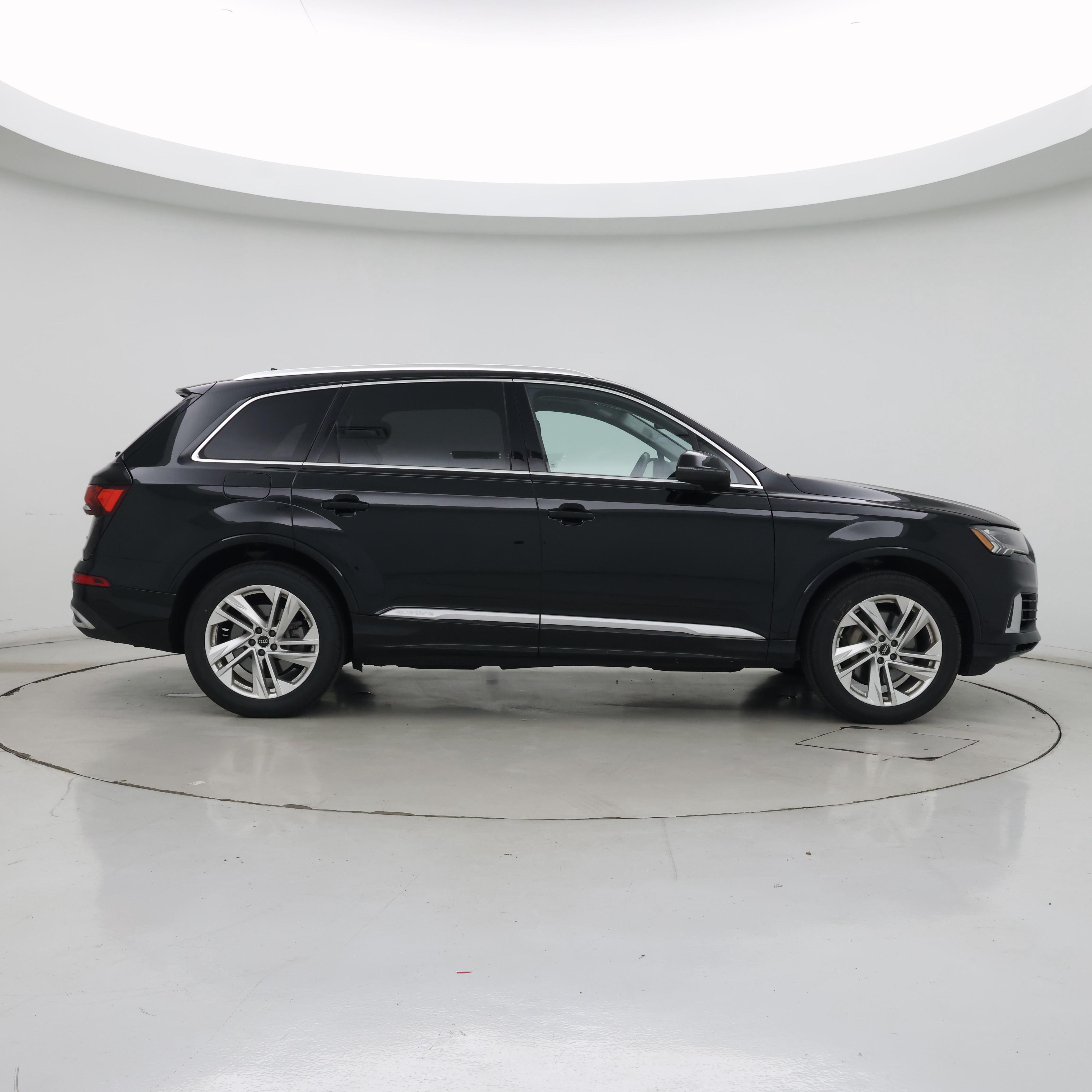 Thumbnail: 2023 Audi Q7 - 7