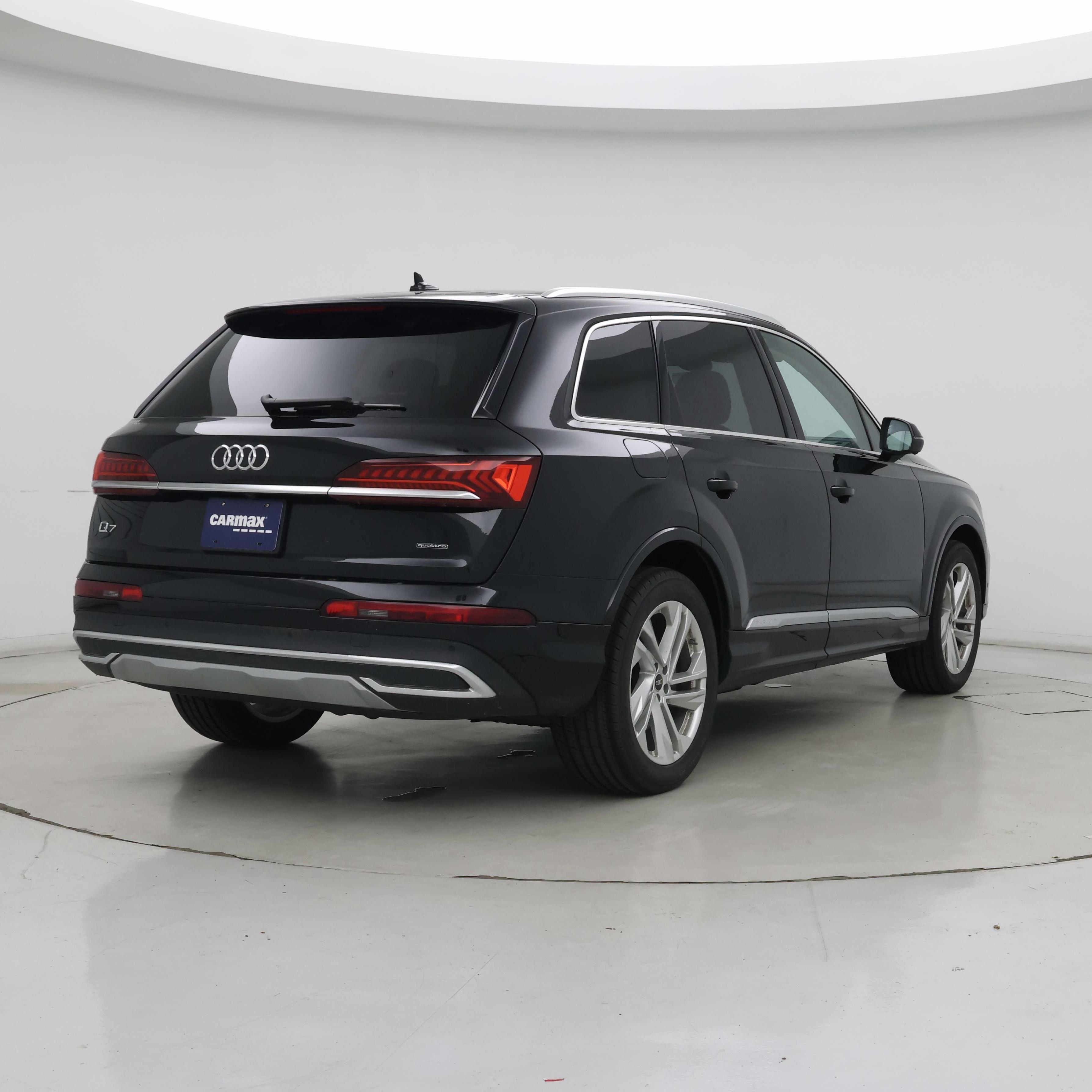 Thumbnail: 2023 Audi Q7 - 8