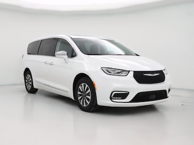 2022 Chrysler Pacifica Hybrid Limited -
                Grand Rapids, MI