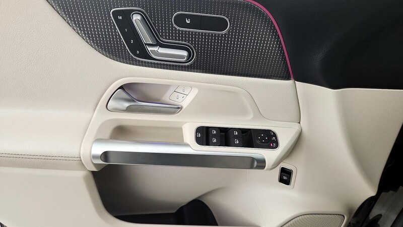 2021 Mercedes-Benz GLB 250 12