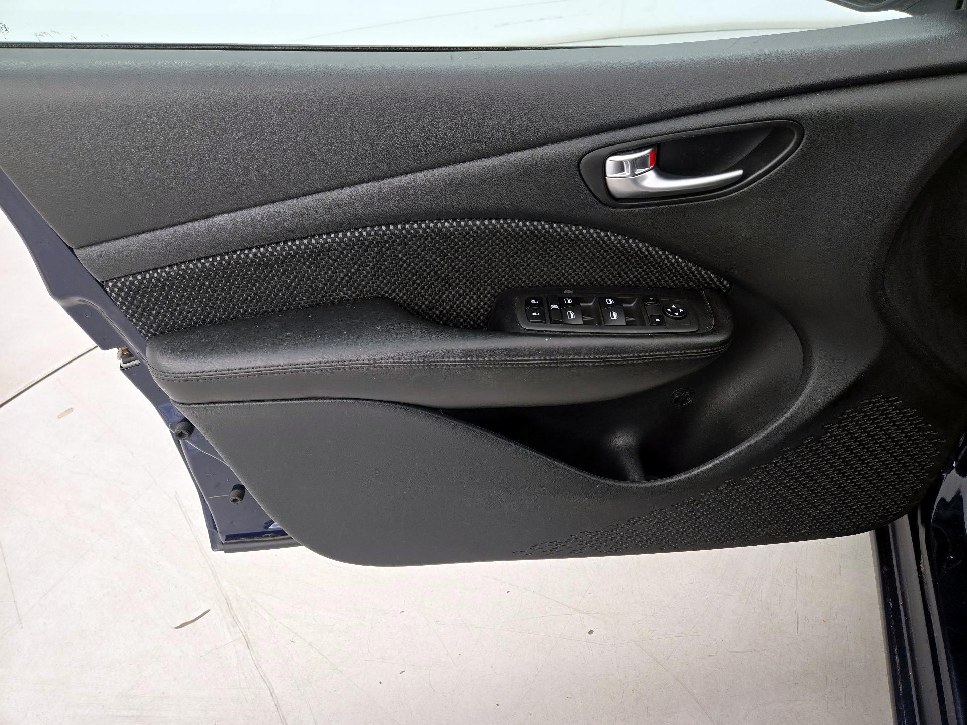 Thumbnail: 2016 Dodge Dart - 12