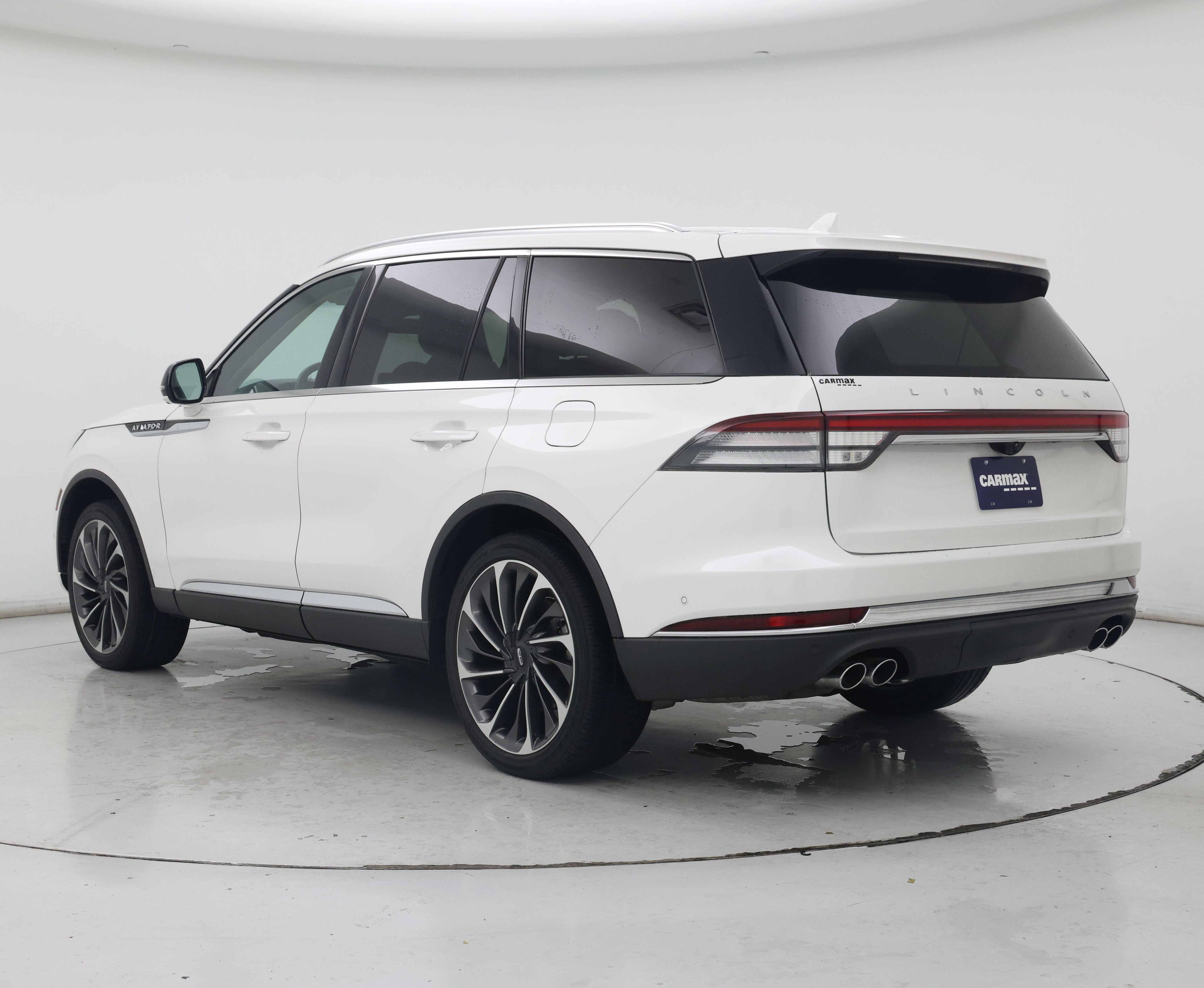 Thumbnail: 2020 Lincoln Aviator - 2
