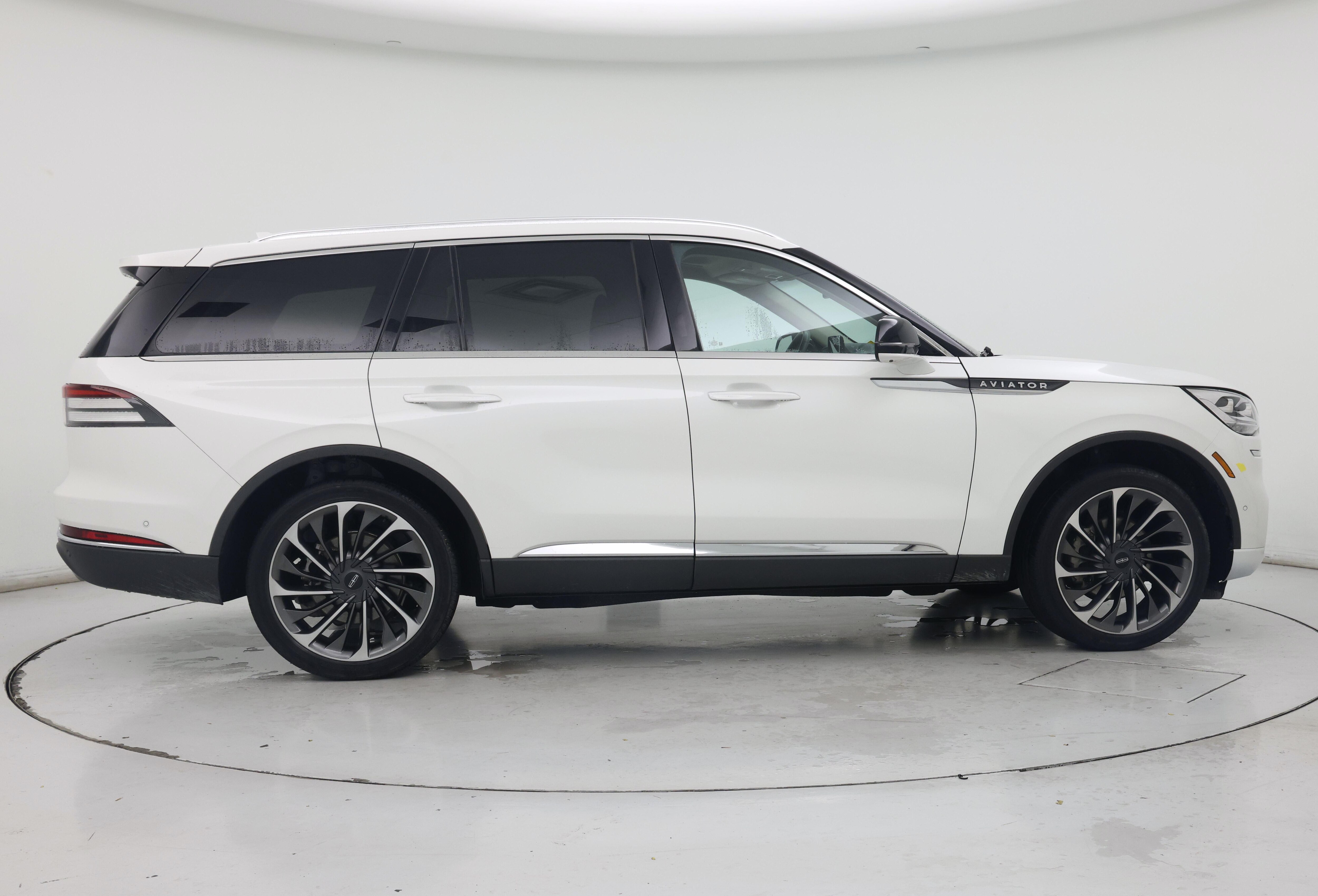 Thumbnail: 2020 Lincoln Aviator - 7