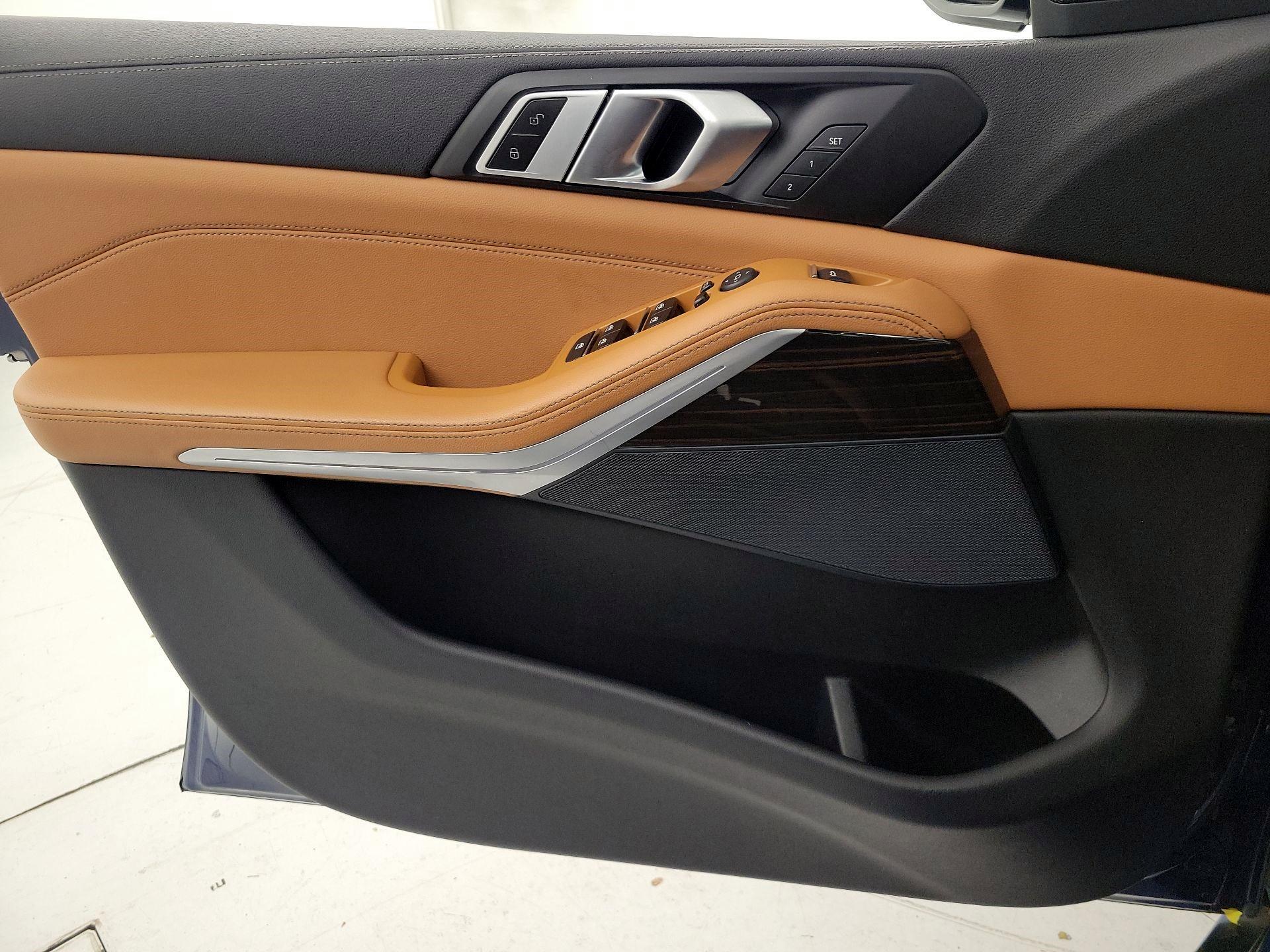 Thumbnail: 2021 BMW X5 - 12