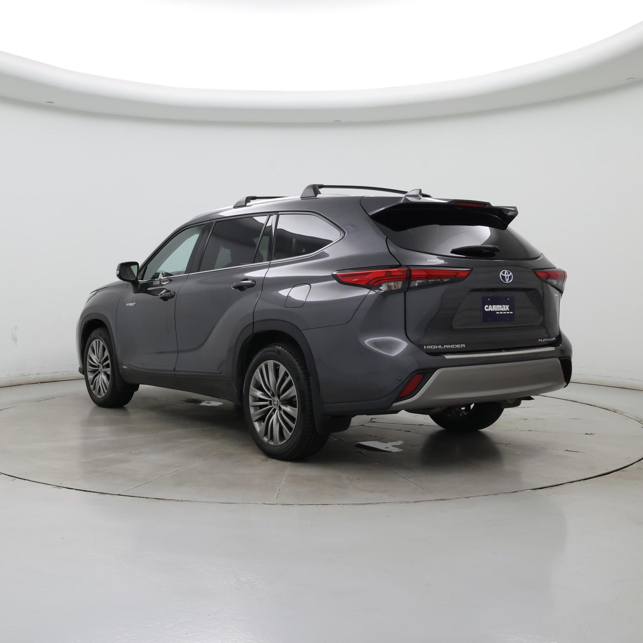 Thumbnail: 2021 Toyota Highlander - 2