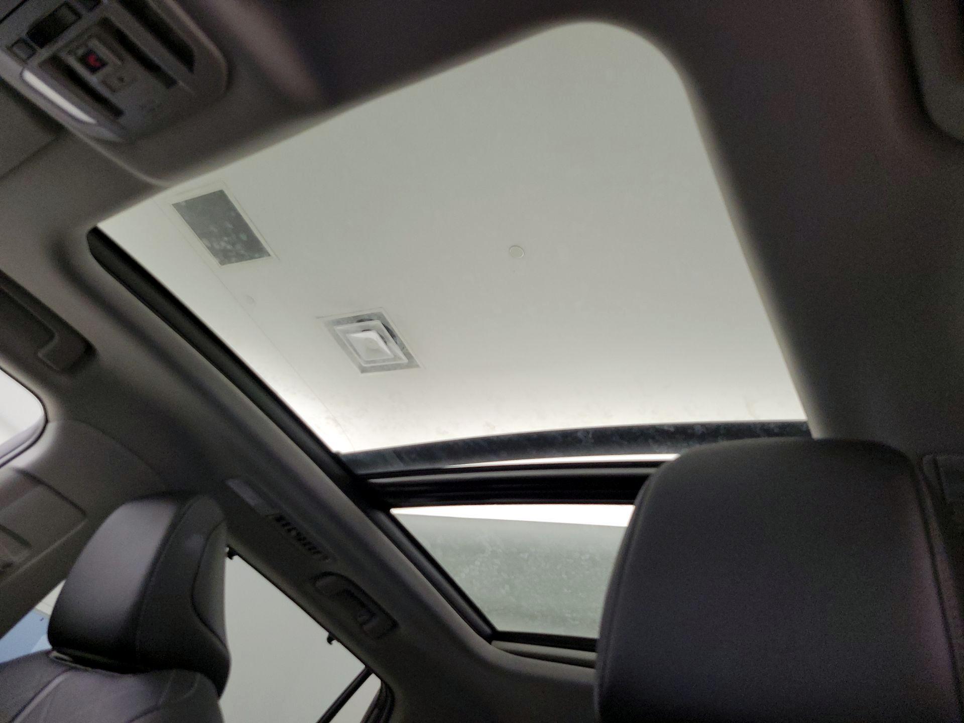 Thumbnail: 2021 Toyota Highlander - 20