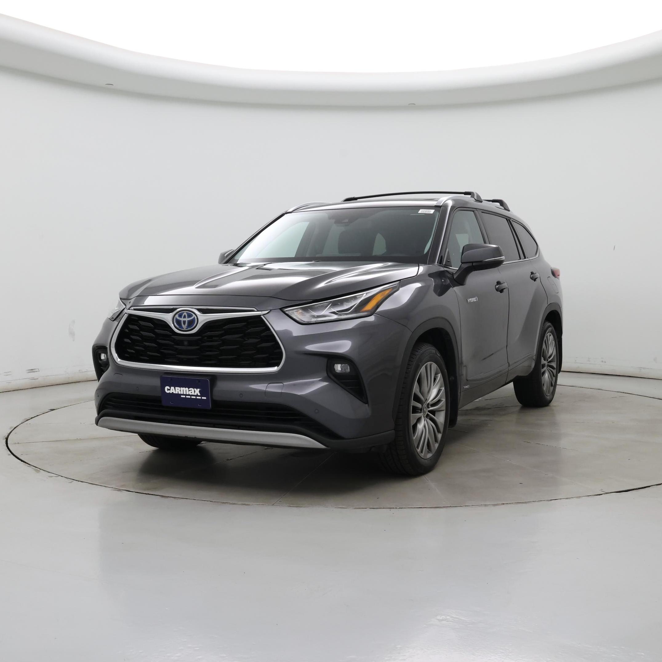 Thumbnail: 2021 Toyota Highlander - 4