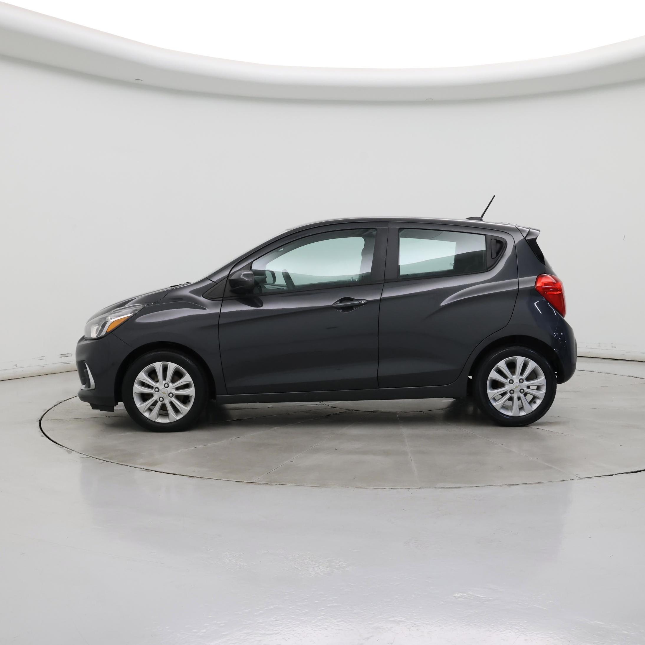 Thumbnail: 2017 Chevrolet Spark - 3