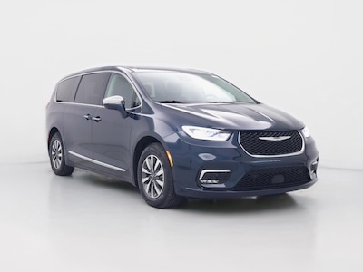 2022 Chrysler Pacifica Hybrid Limited -
                Dayton, OH