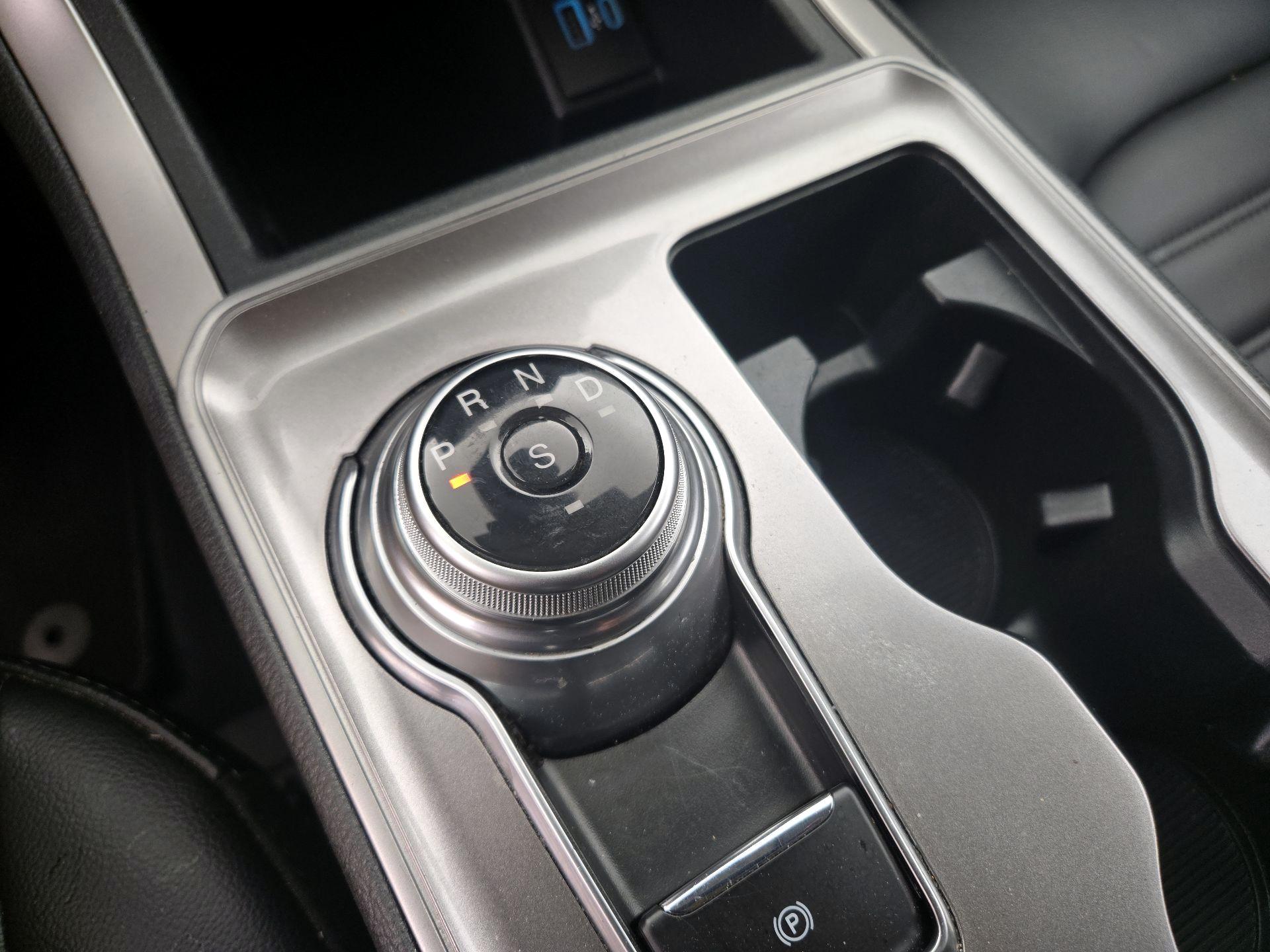 Thumbnail: 2024 Ford Edge - 18