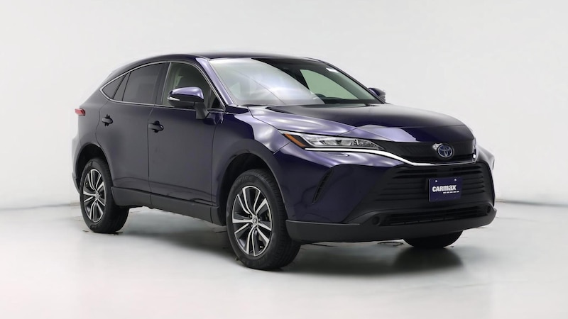 2022 Toyota Venza LE Hero Image
