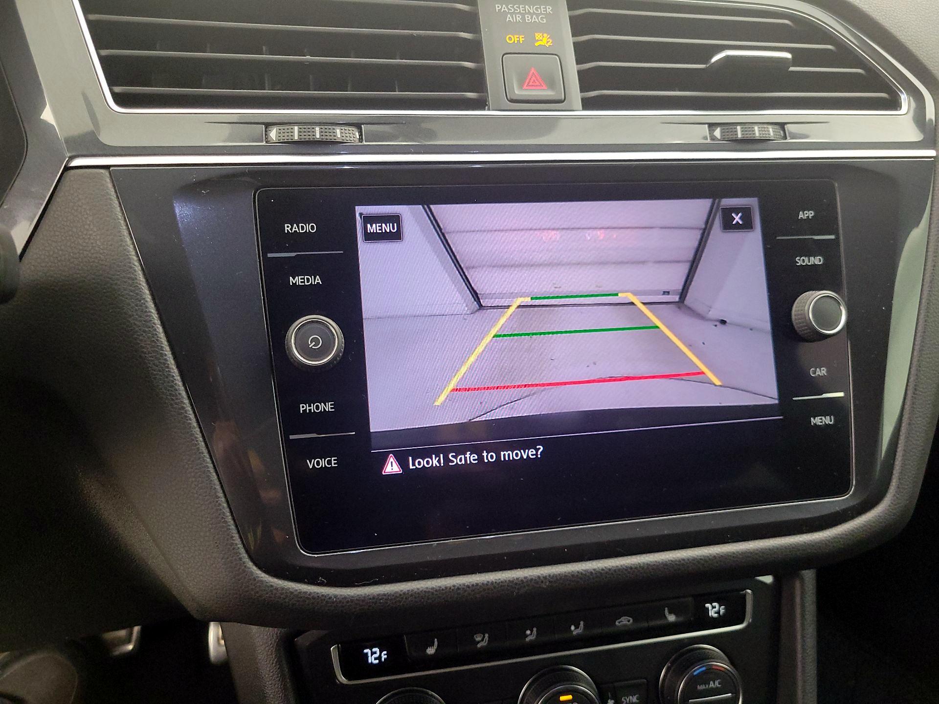 Thumbnail: 2020 Volkswagen Tiguan - 14