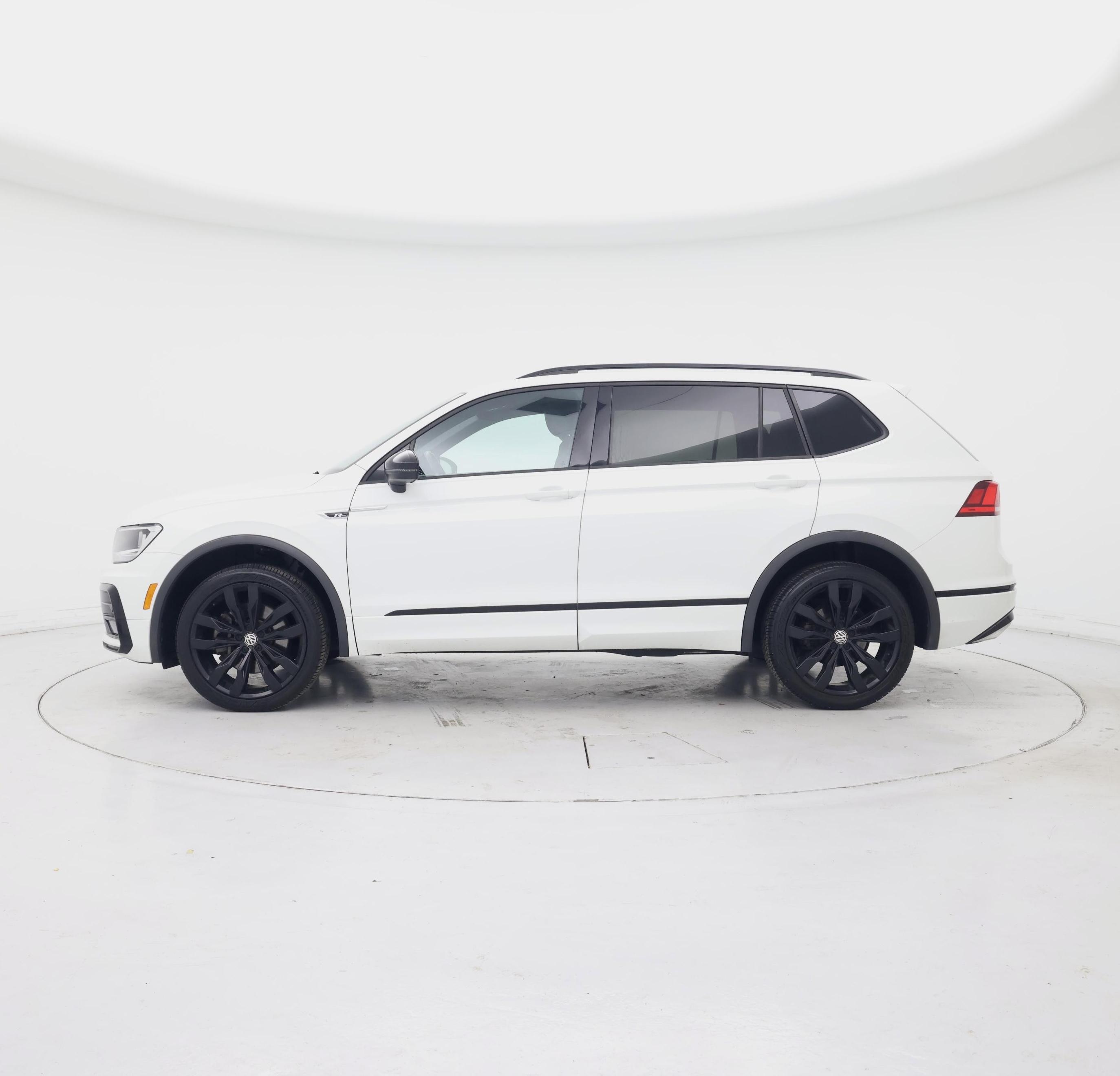 Thumbnail: 2020 Volkswagen Tiguan - 3