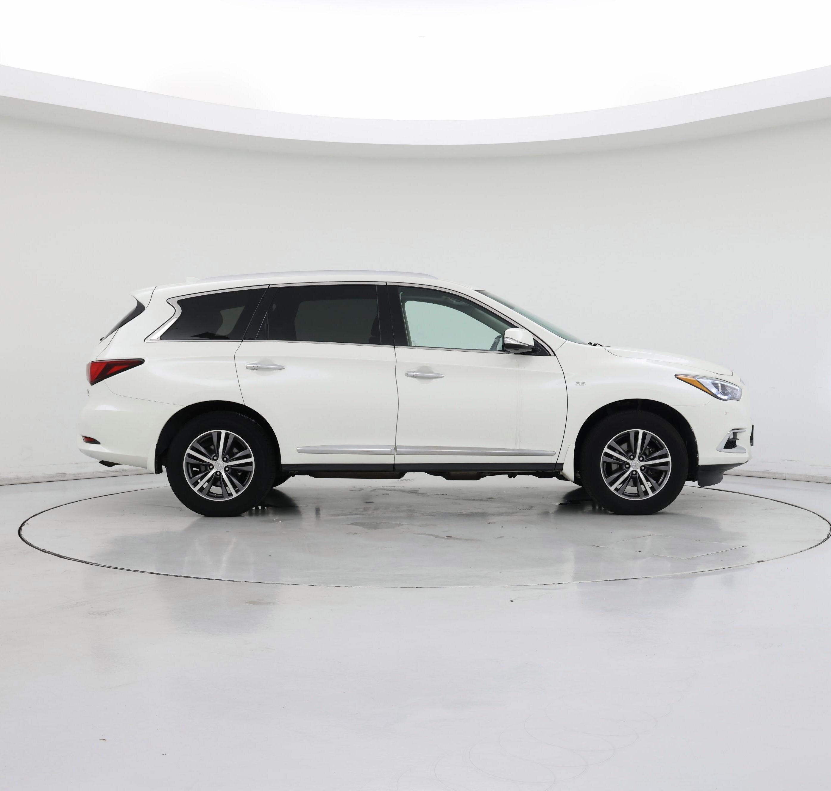Thumbnail: 2017 INFINITI QX60 - 7