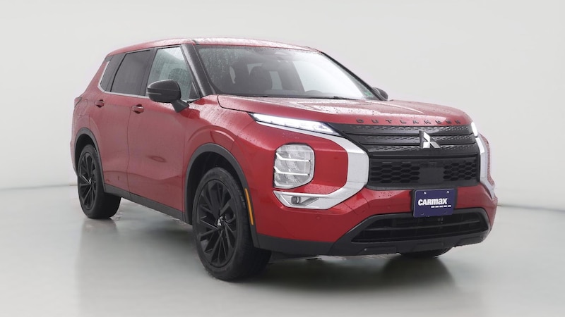 2023 Mitsubishi Outlander Black Edition Hero Image