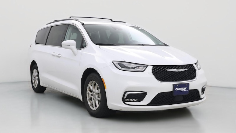 2022 Chrysler Pacifica Touring L Hero Image