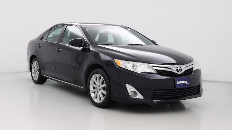 2014 Toyota Camry XLE Hero Image