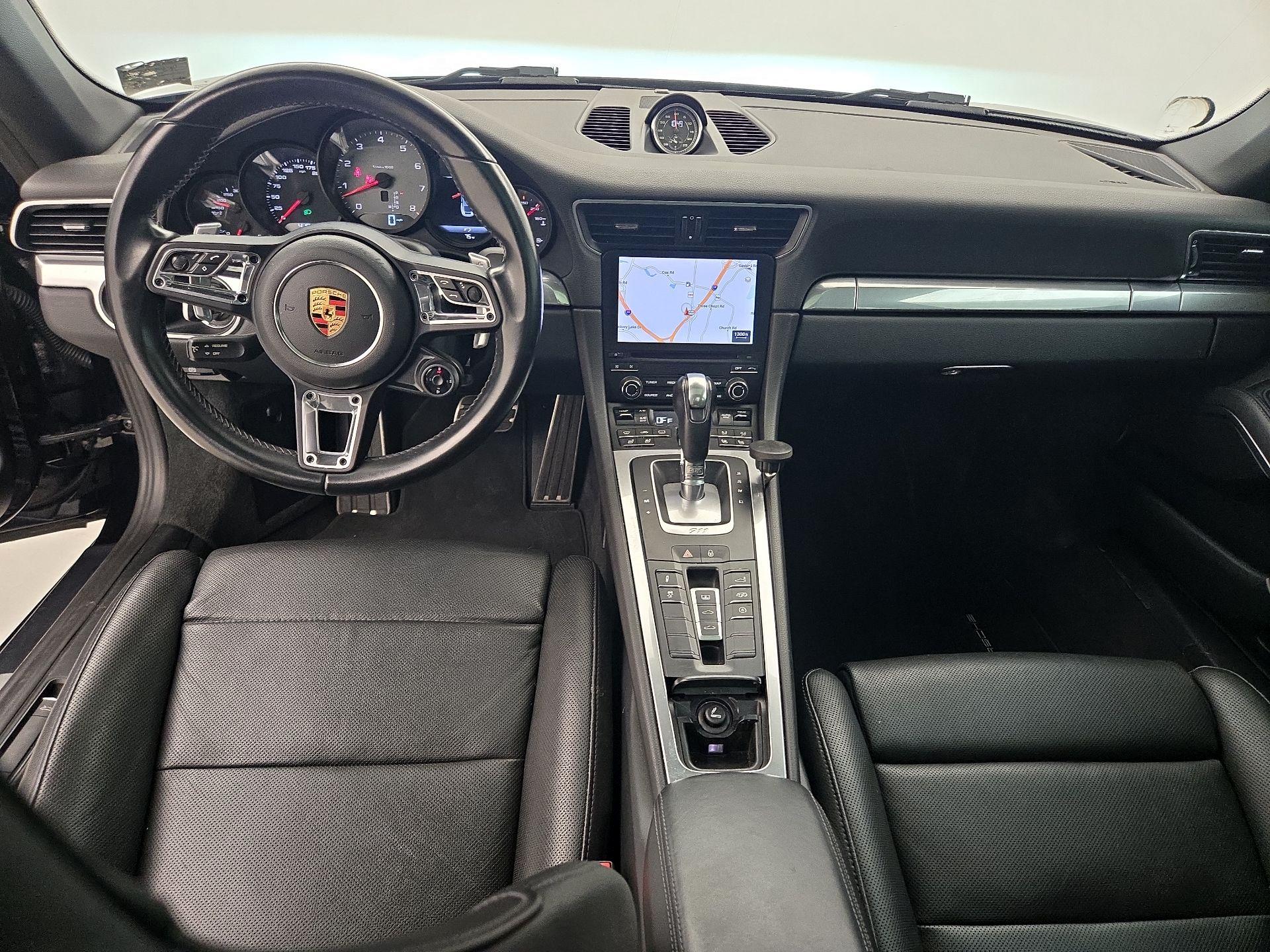 Thumbnail: 2017 Porsche 911 - 9