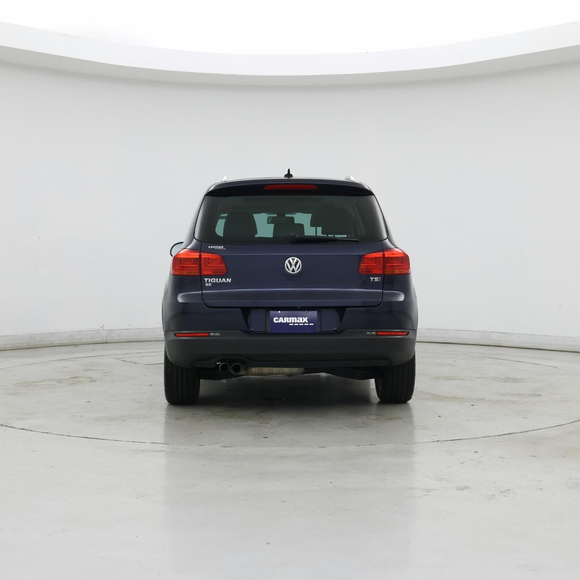 Thumbnail: 2016 Volkswagen Tiguan - 6