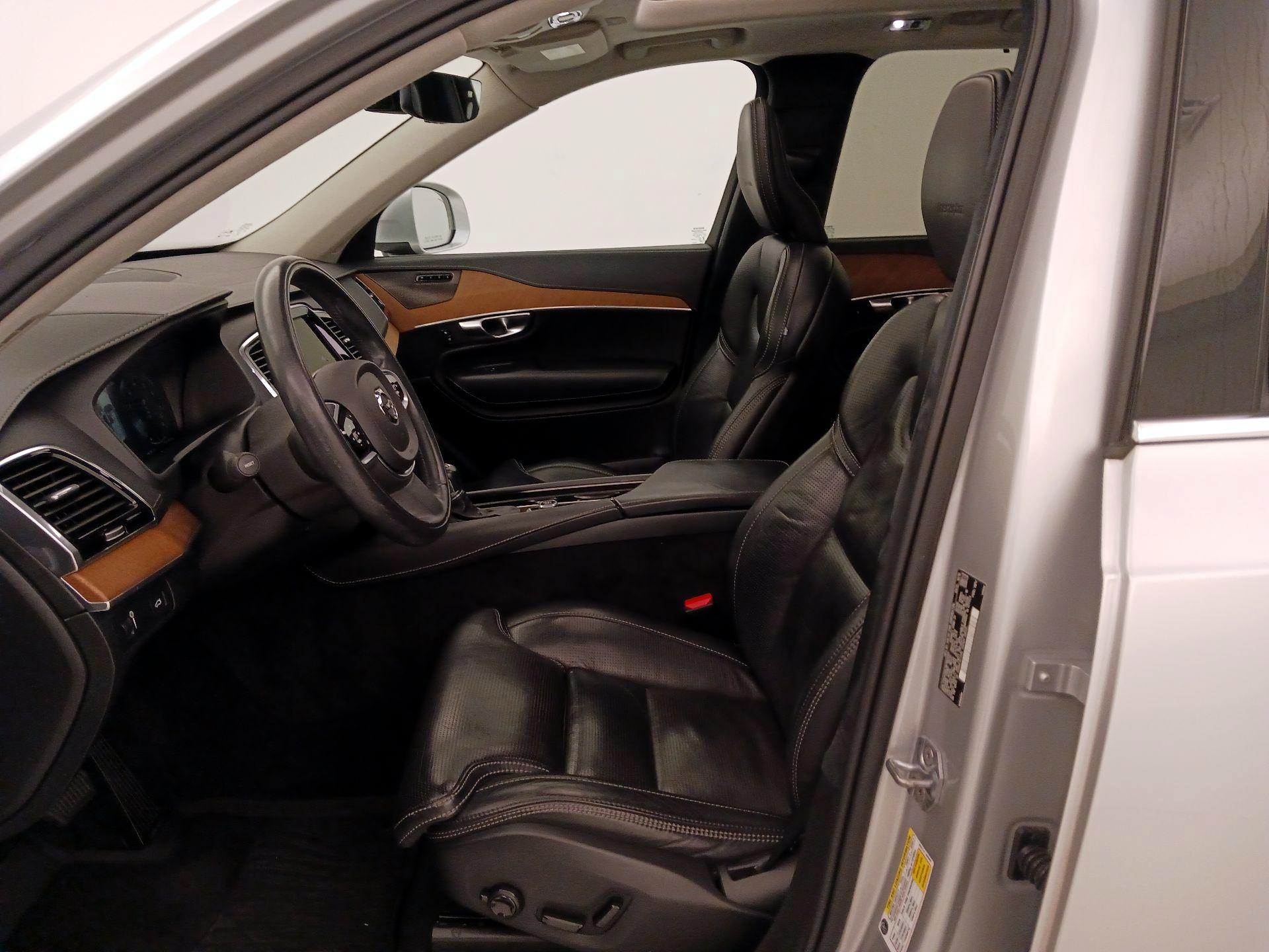 Thumbnail: 2019 Volvo XC90 - 11