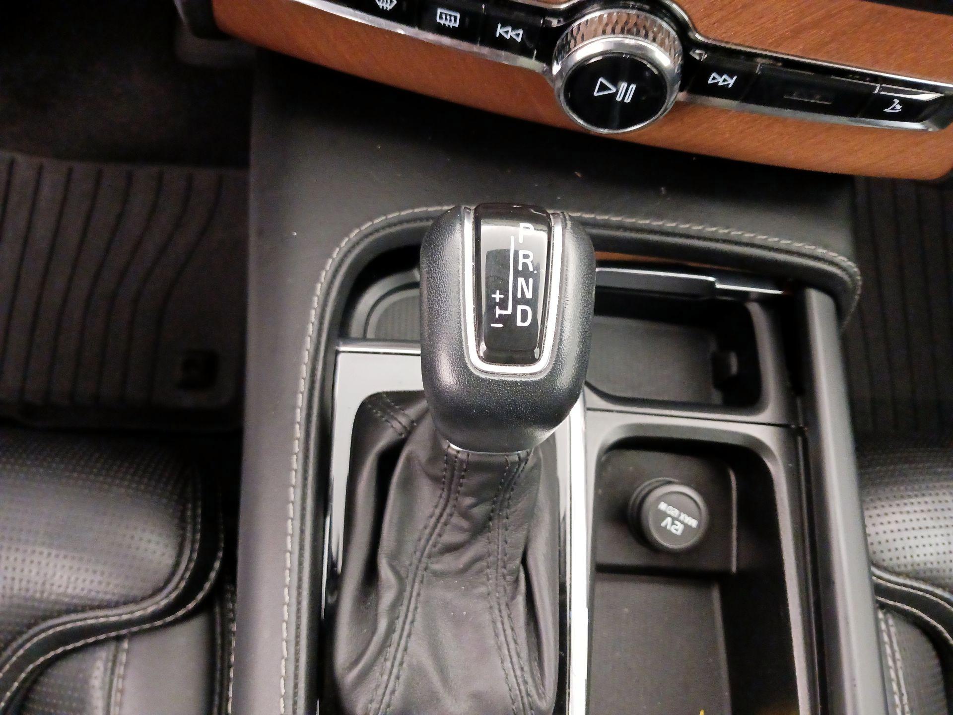 Thumbnail: 2019 Volvo XC90 - 18