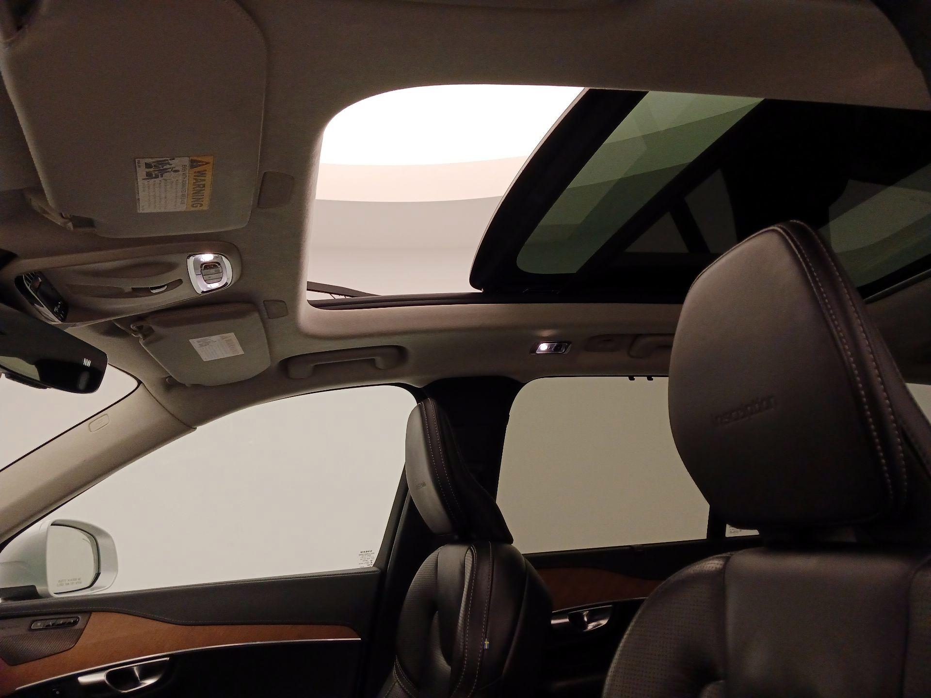 Thumbnail: 2019 Volvo XC90 - 20