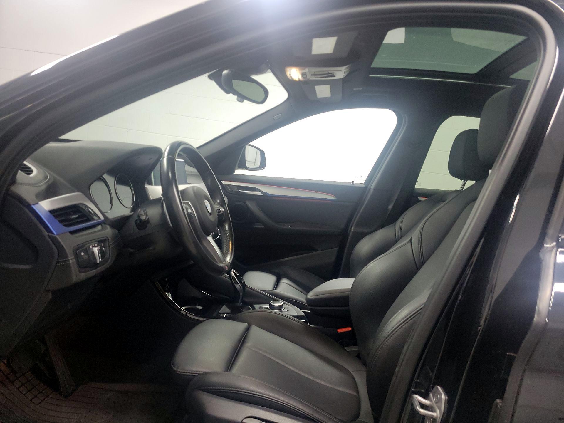 Thumbnail: 2022 BMW X1 - 18