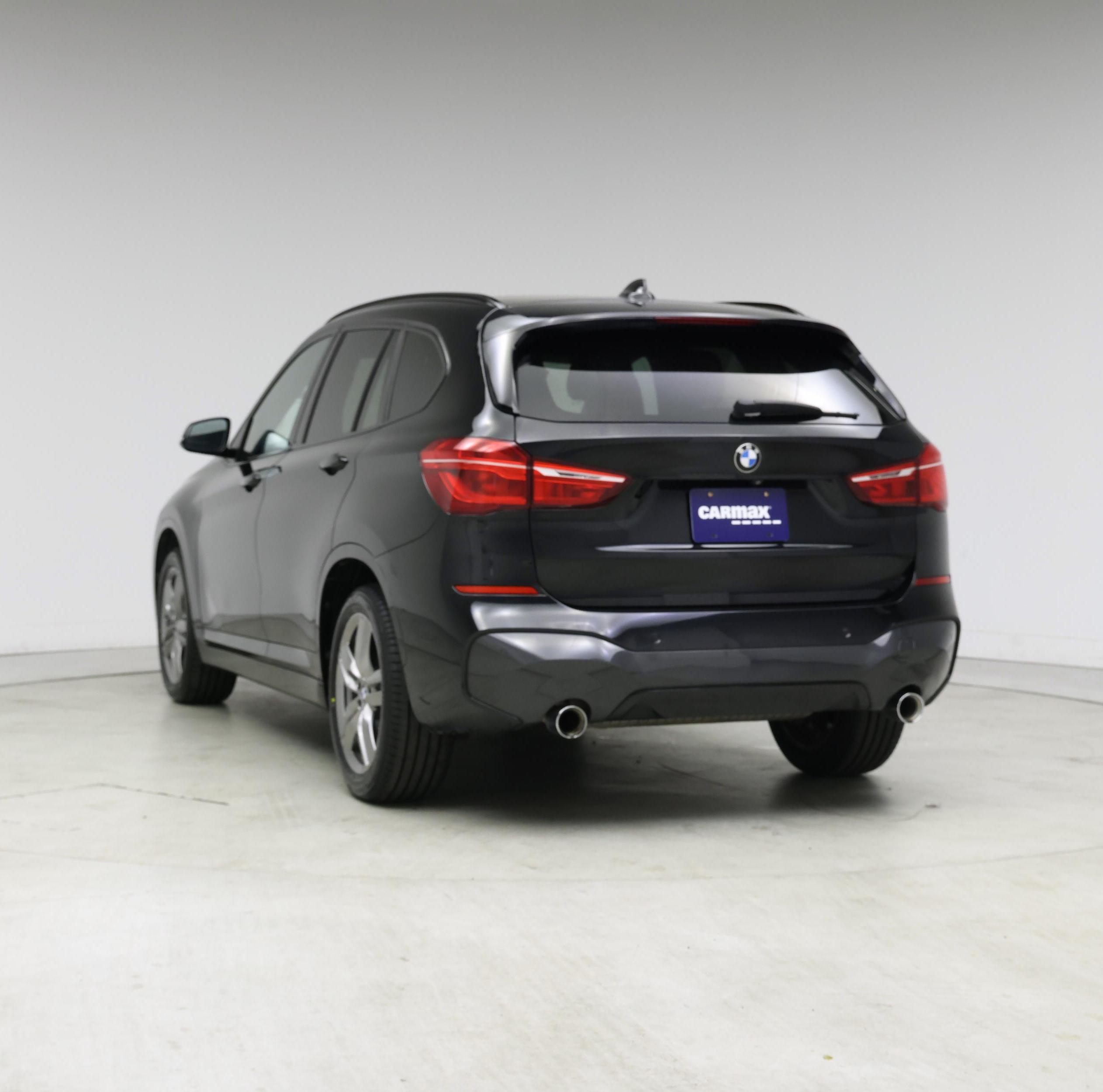 Thumbnail: 2022 BMW X1 - 2