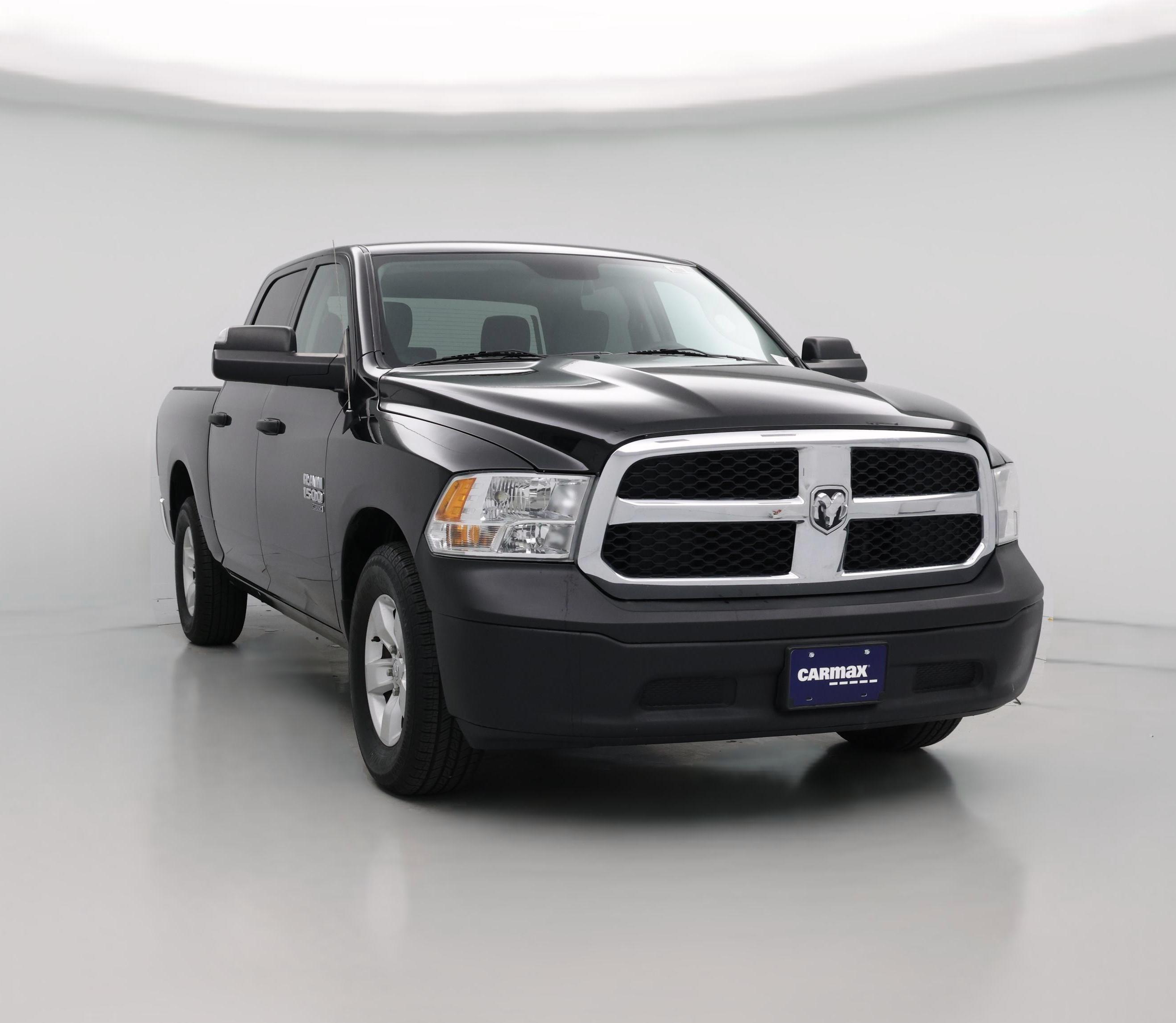 Thumbnail: 2022 RAM 1500 Classic - 1