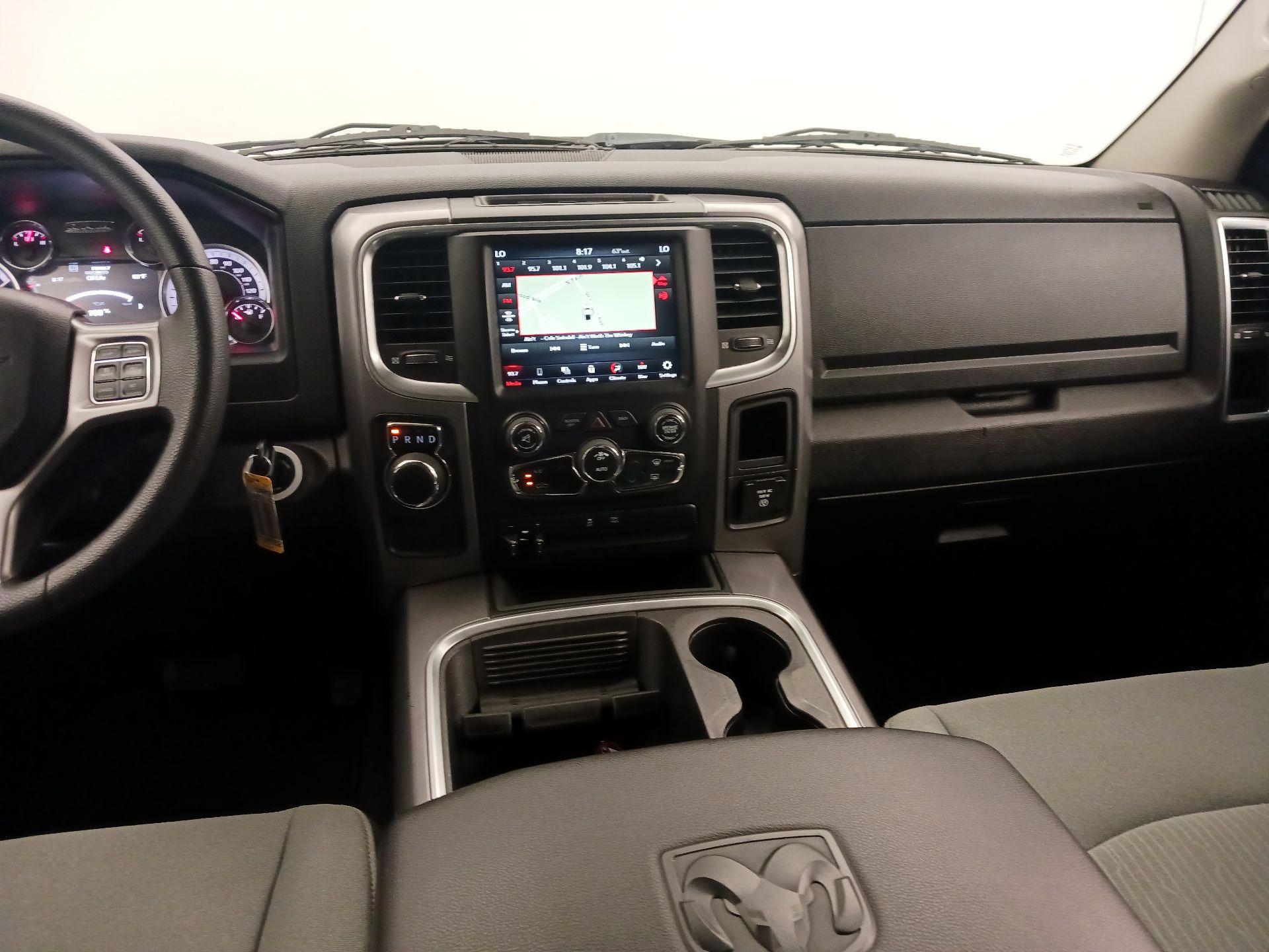 Thumbnail: 2022 RAM 1500 Classic - 9