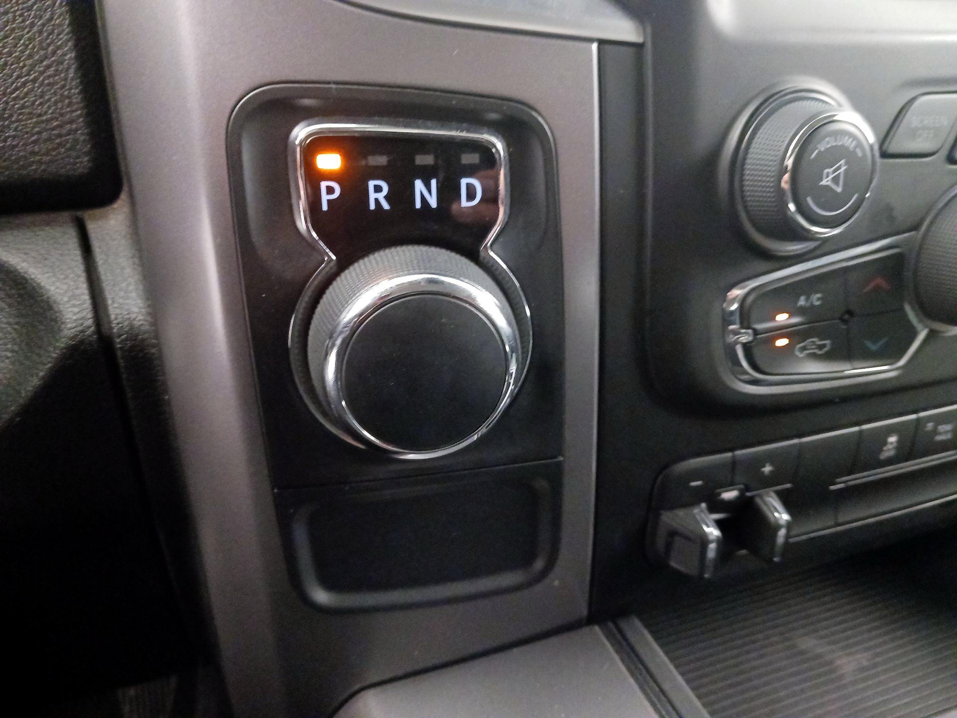 Thumbnail: 2022 RAM 1500 Classic - 18