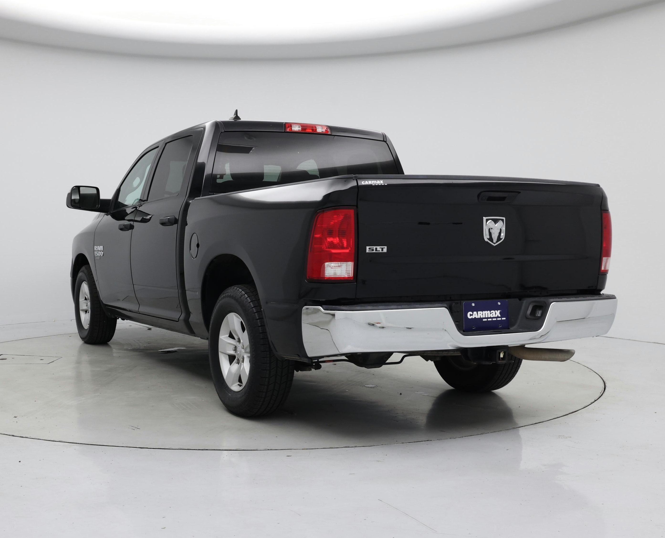 Thumbnail: 2022 RAM 1500 Classic - 2