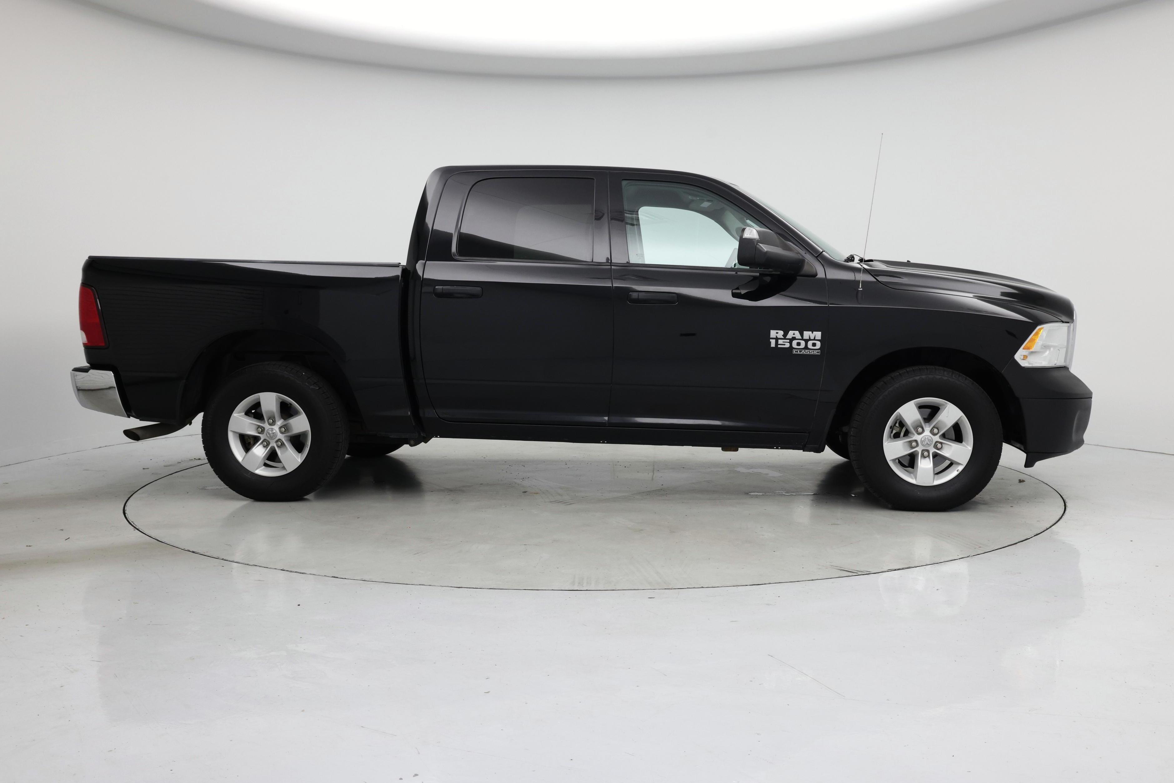 Thumbnail: 2022 RAM 1500 Classic - 7