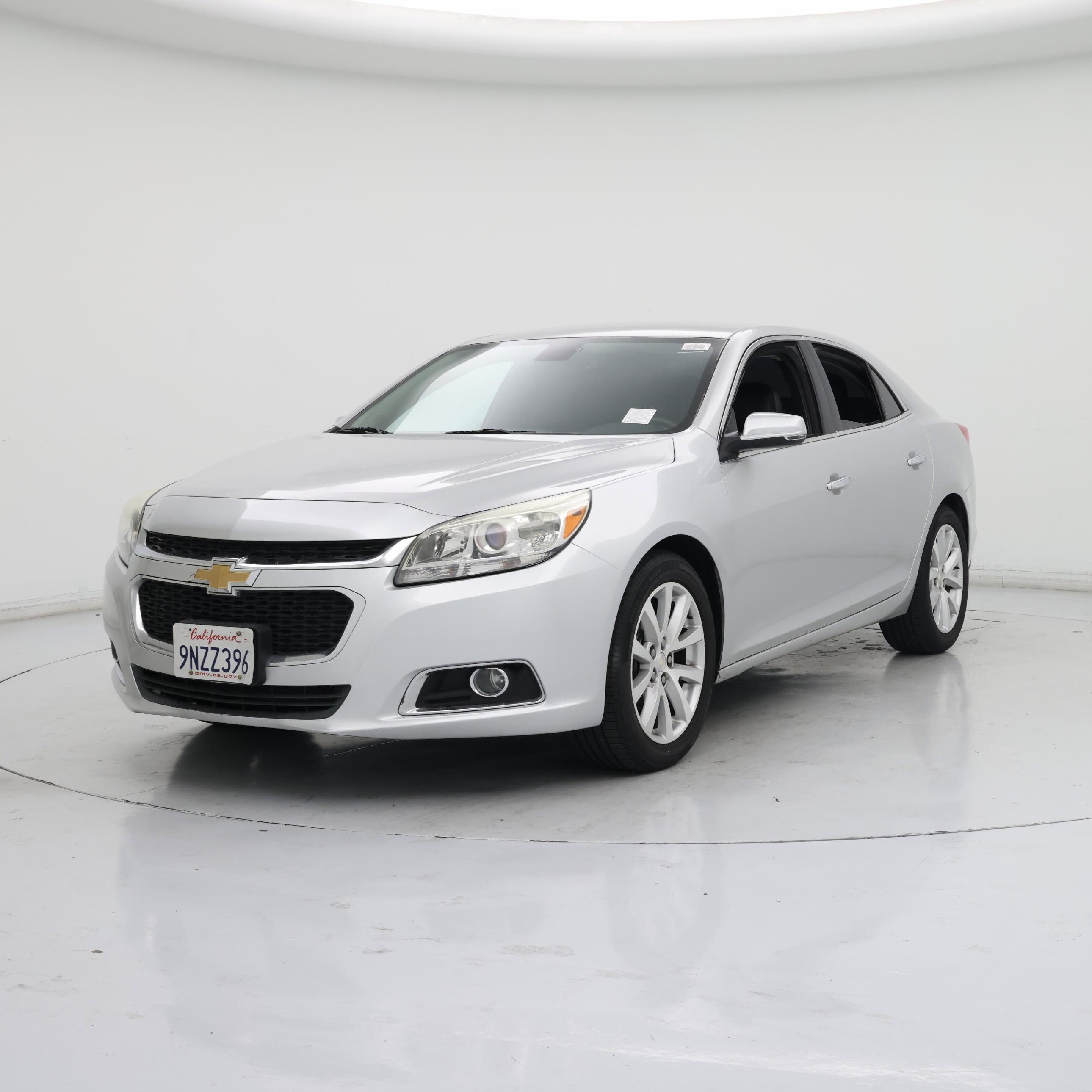 Thumbnail: 2016 Chevrolet Malibu - 4