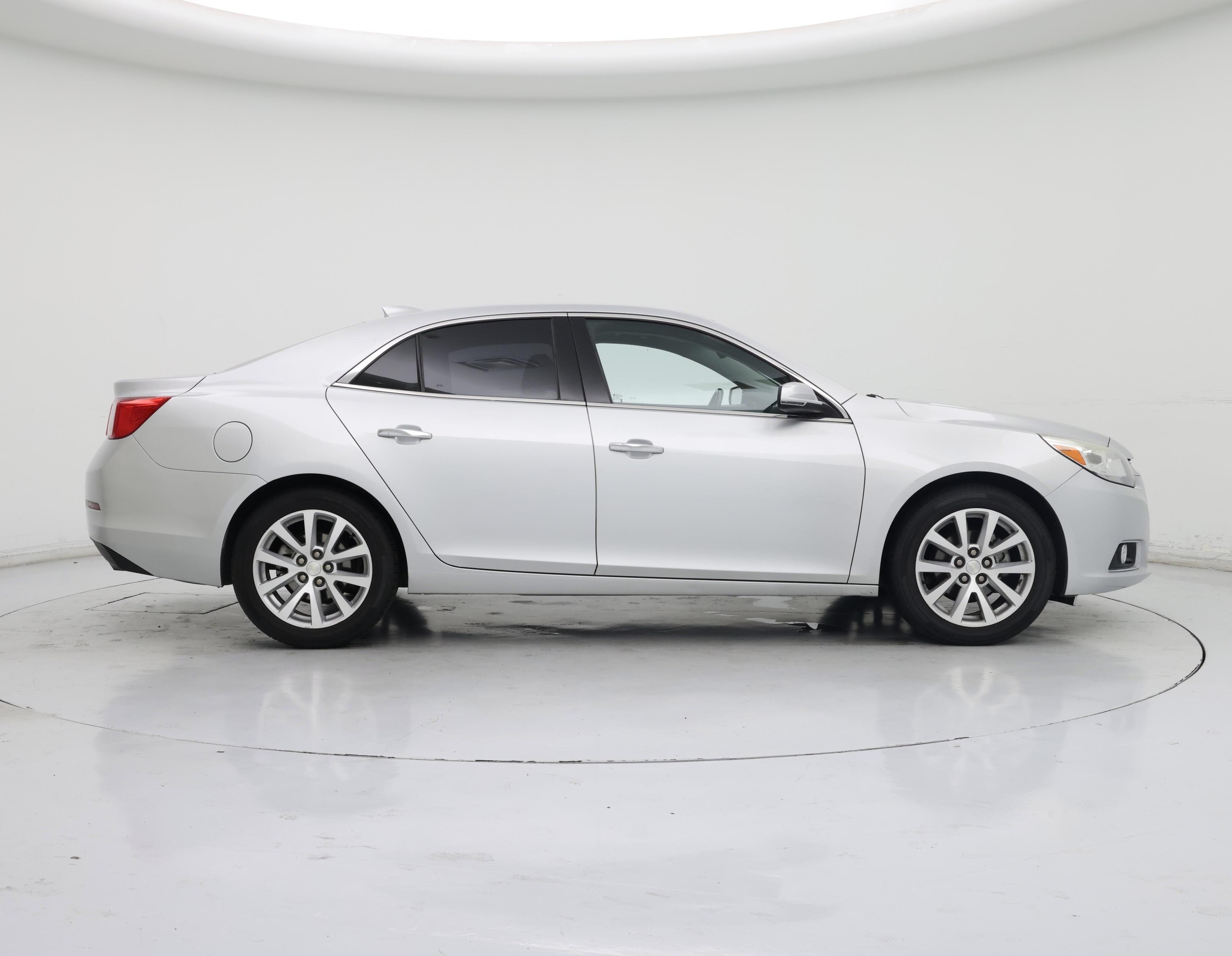 Thumbnail: 2016 Chevrolet Malibu - 7