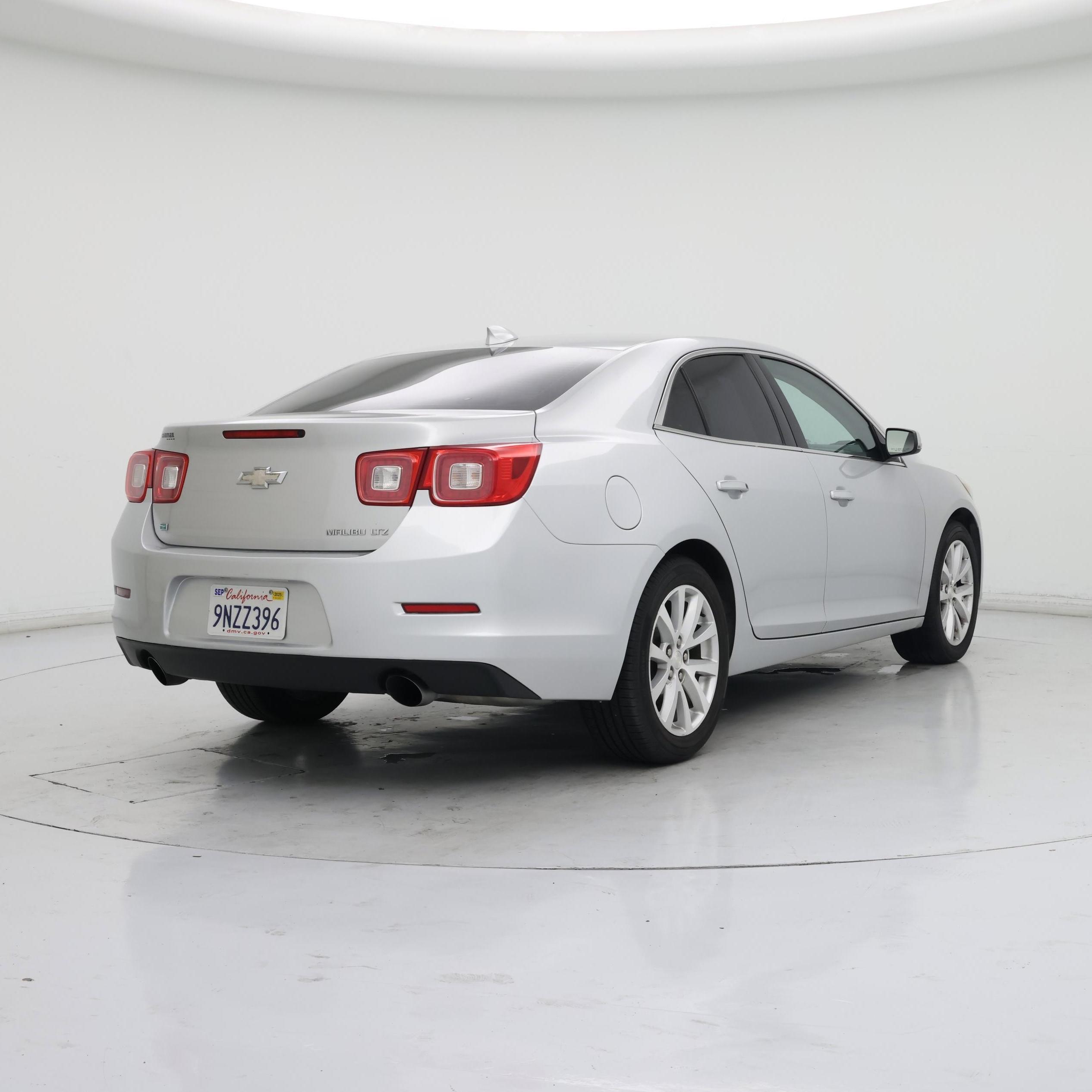 Thumbnail: 2016 Chevrolet Malibu - 8
