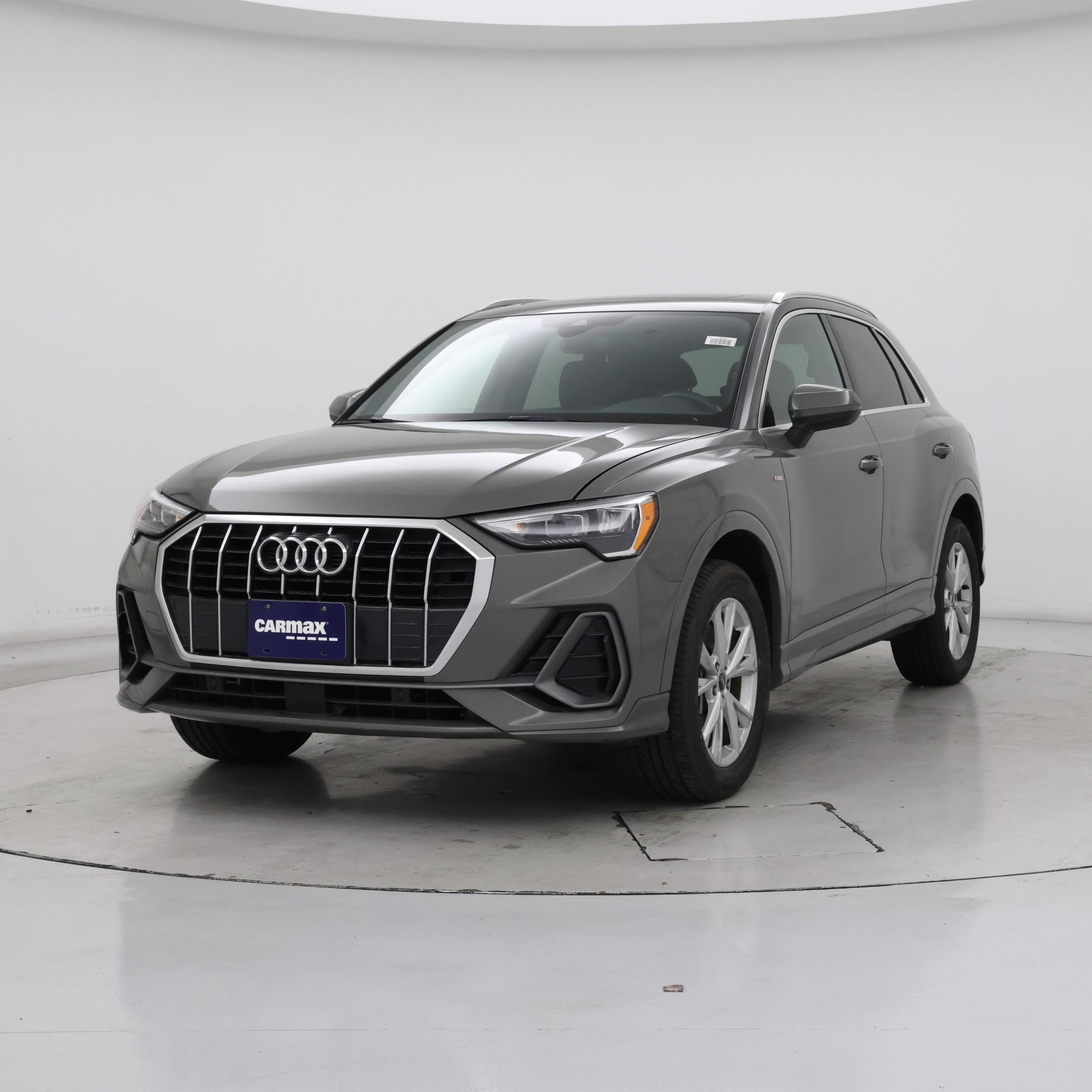 Thumbnail: 2021 Audi Q3 - 4