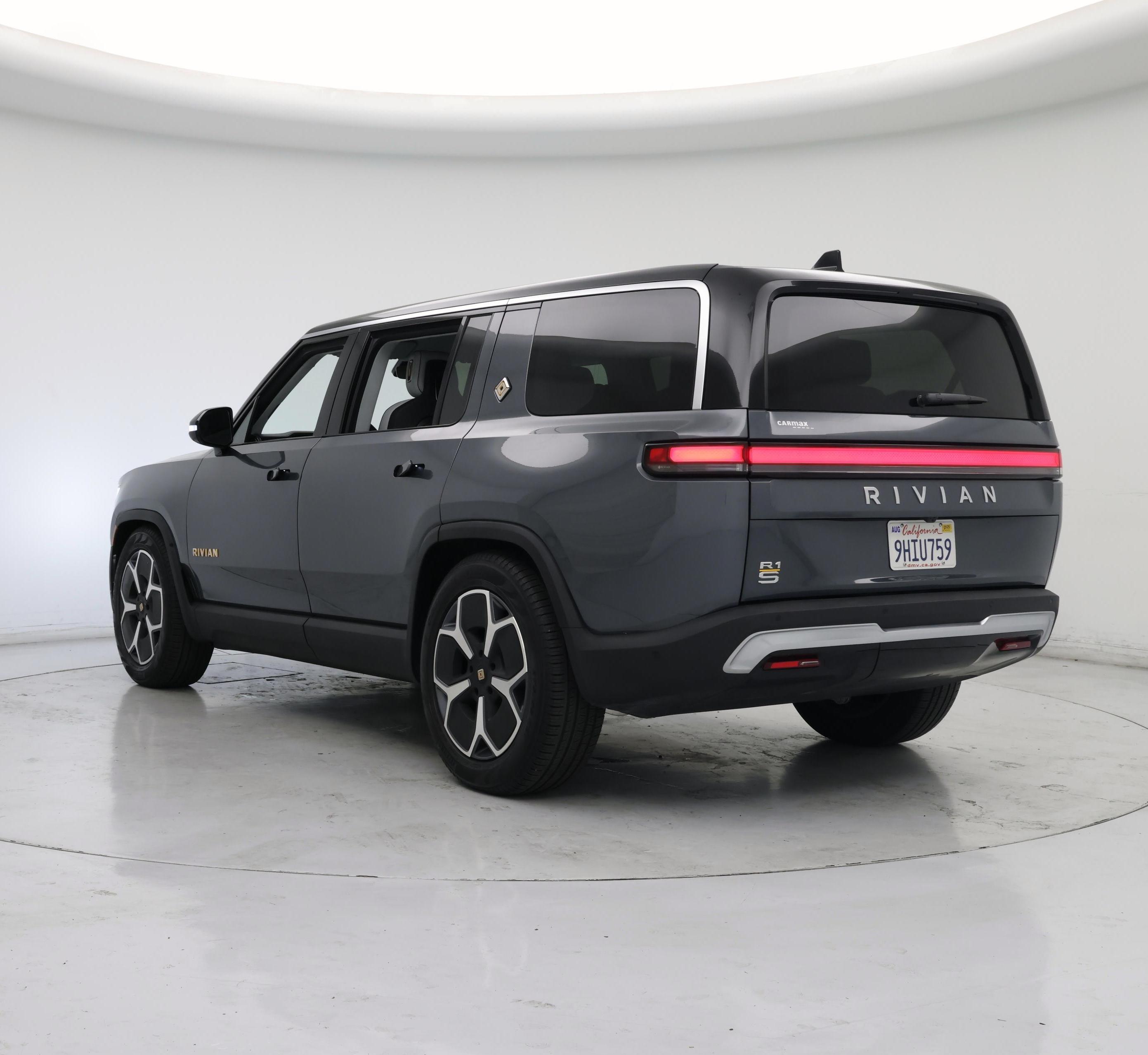 Thumbnail: 2023 Rivian R1S - 2