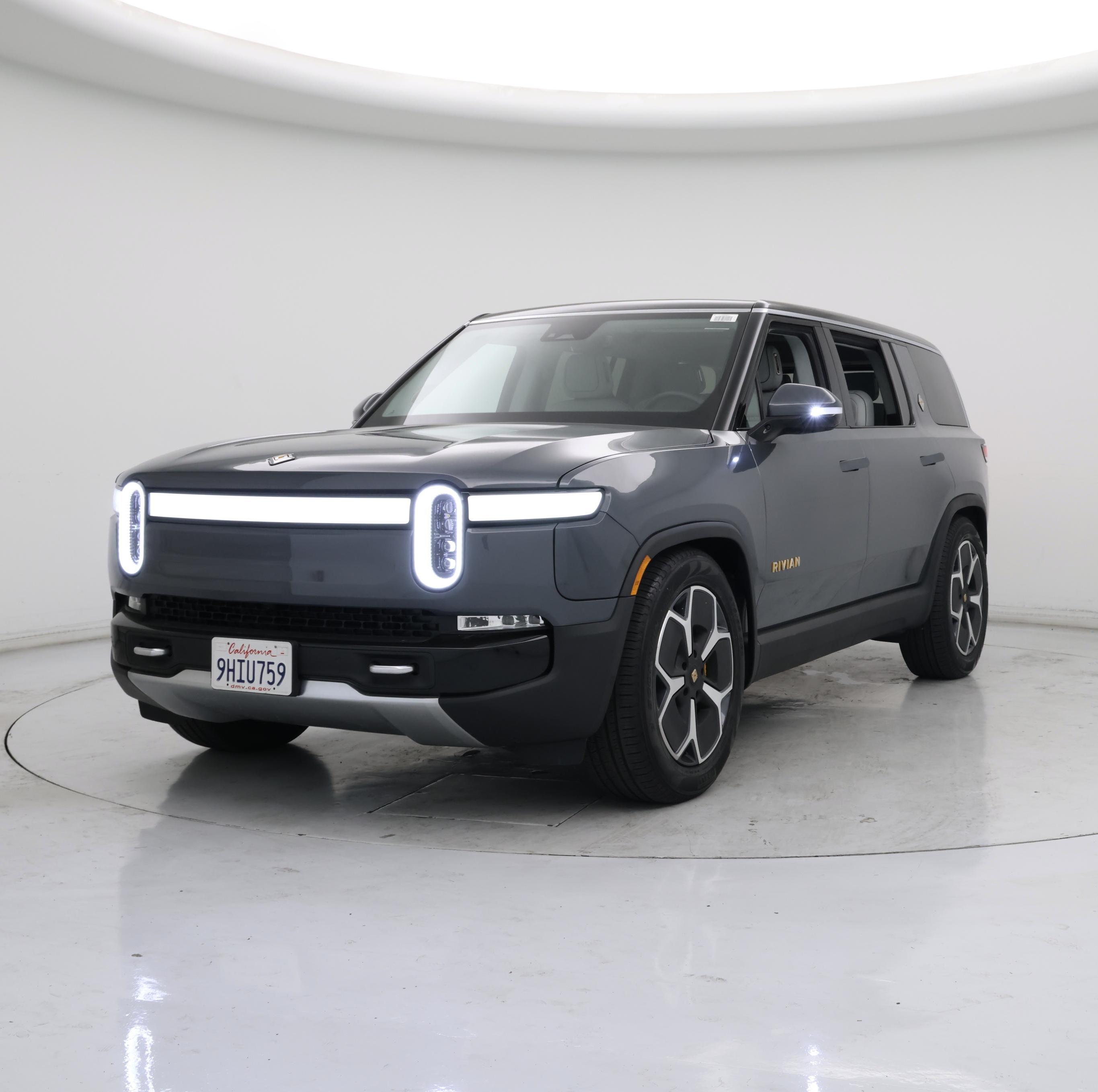 Thumbnail: 2023 Rivian R1S - 4