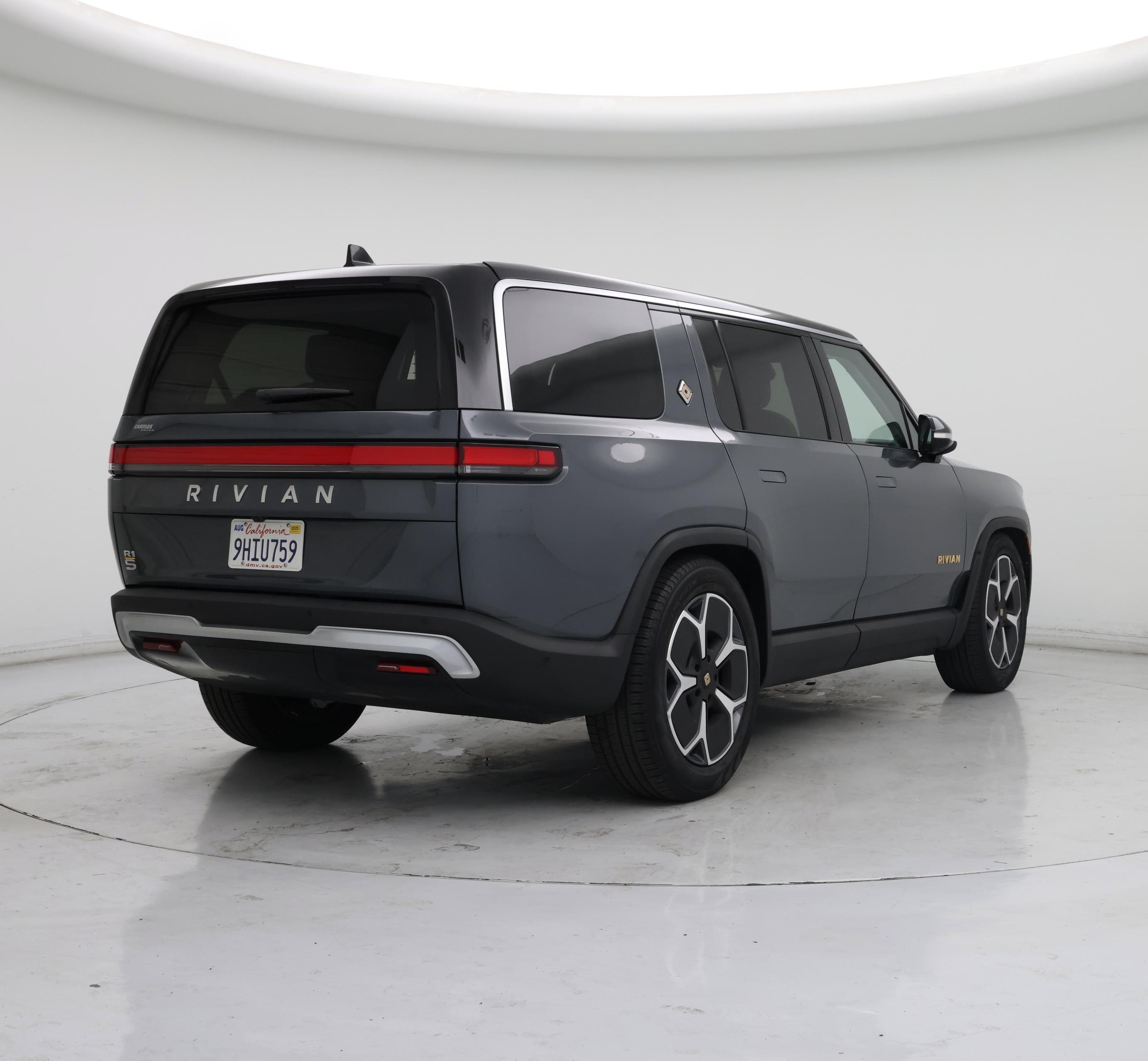 Thumbnail: 2023 Rivian R1S - 8